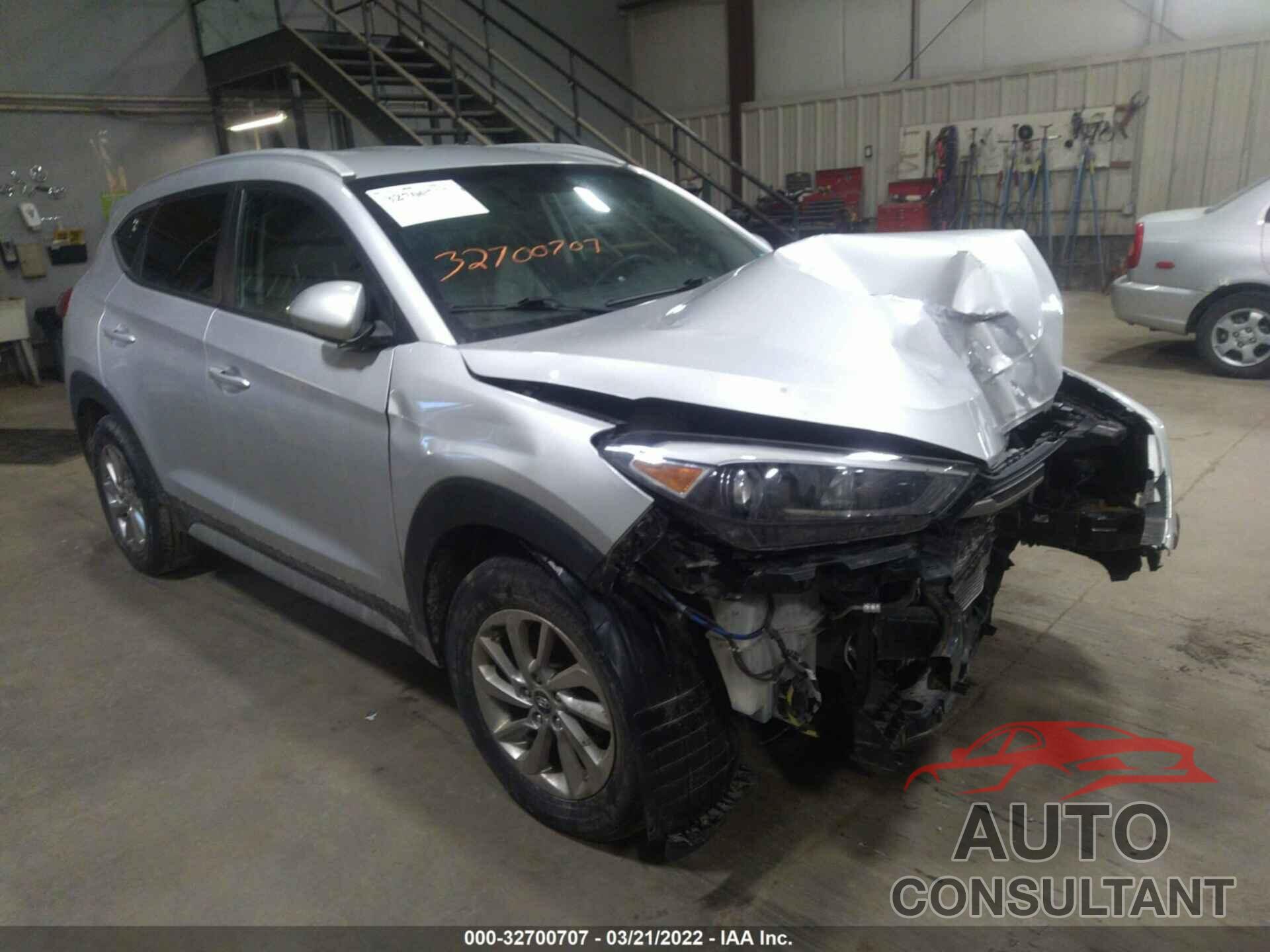 HYUNDAI TUCSON 2018 - KM8J3CA49JU695907