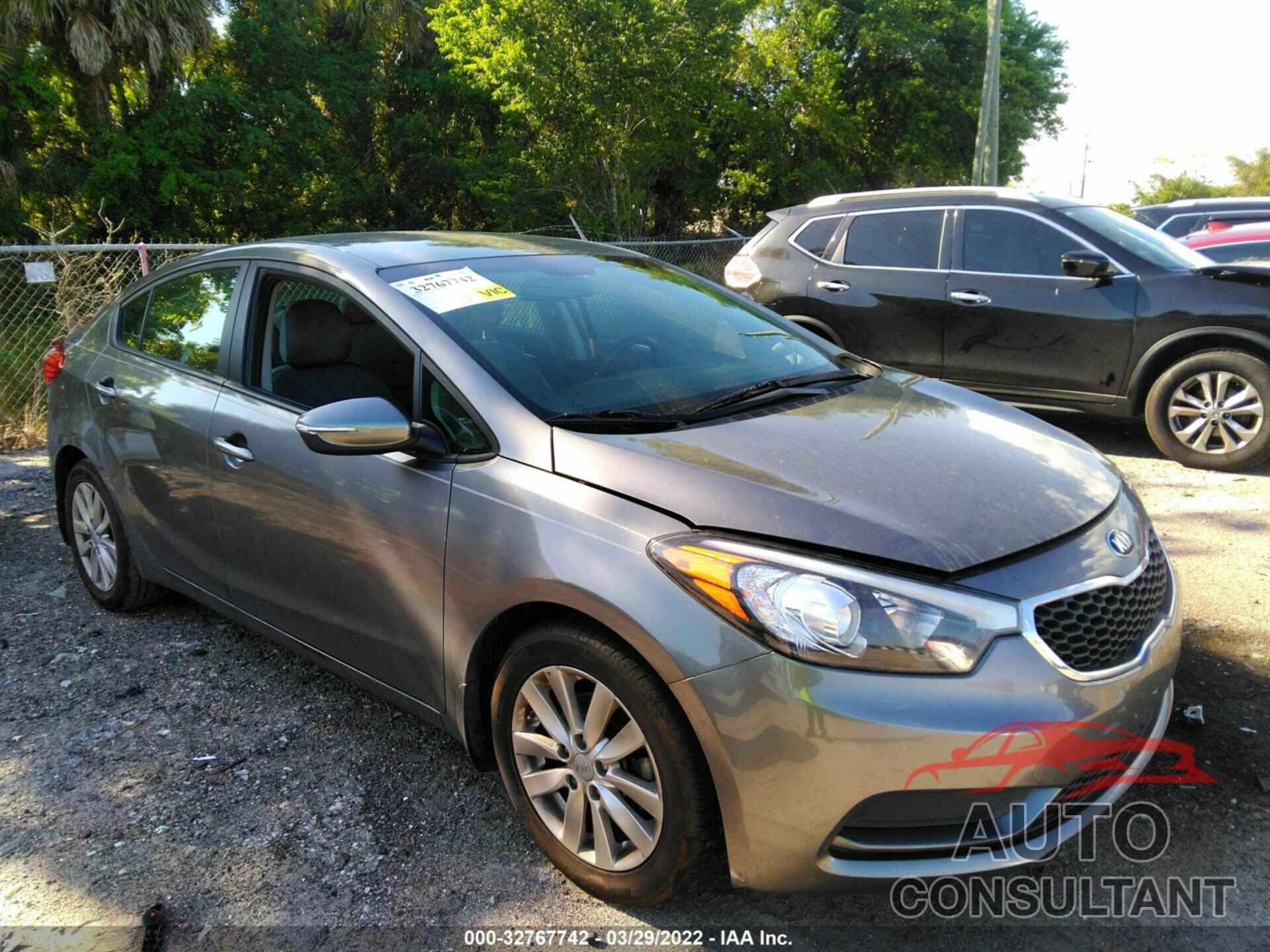 KIA FORTE 2016 - KNAFX4A60G5568713