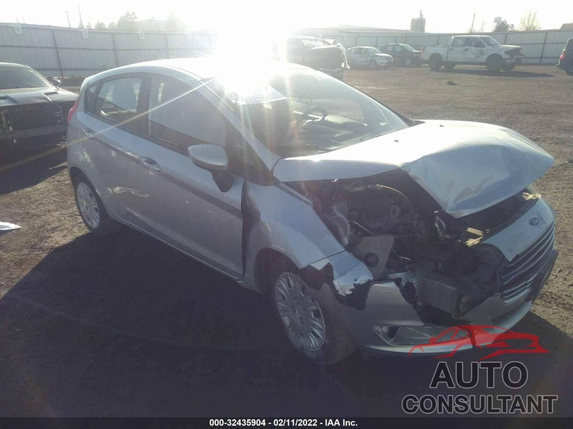 FORD FIESTA 2016 - 3FADP4TJ3GM136516