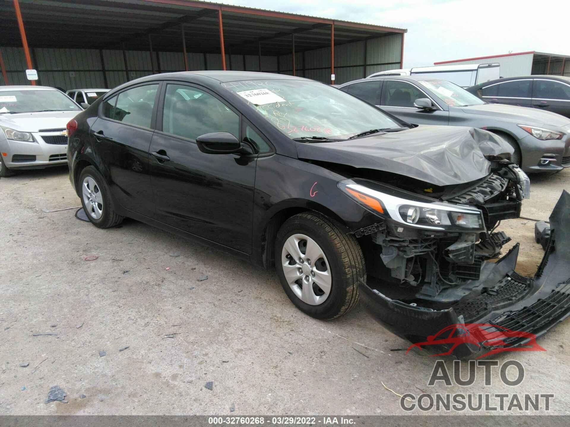 KIA FORTE 2018 - 3KPFL4A77JE263860