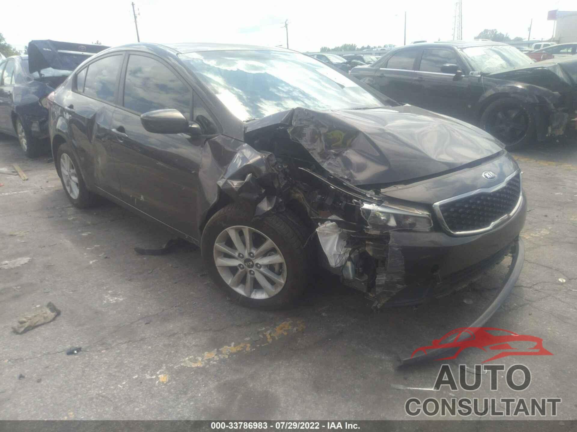 KIA FORTE 2018 - 3KPFK4A72JE199228