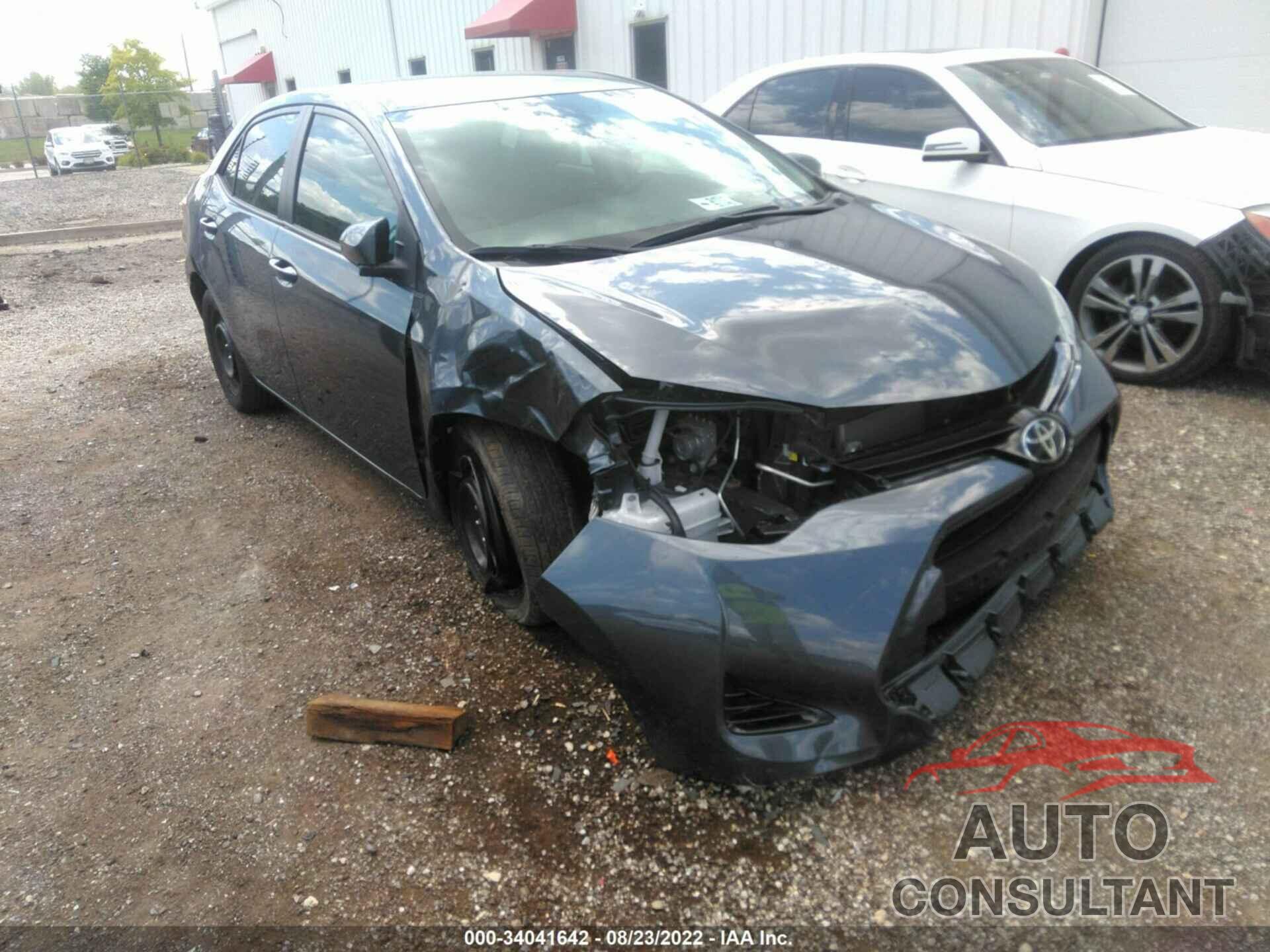 TOYOTA COROLLA 2018 - 2T1BURHE8JC045616