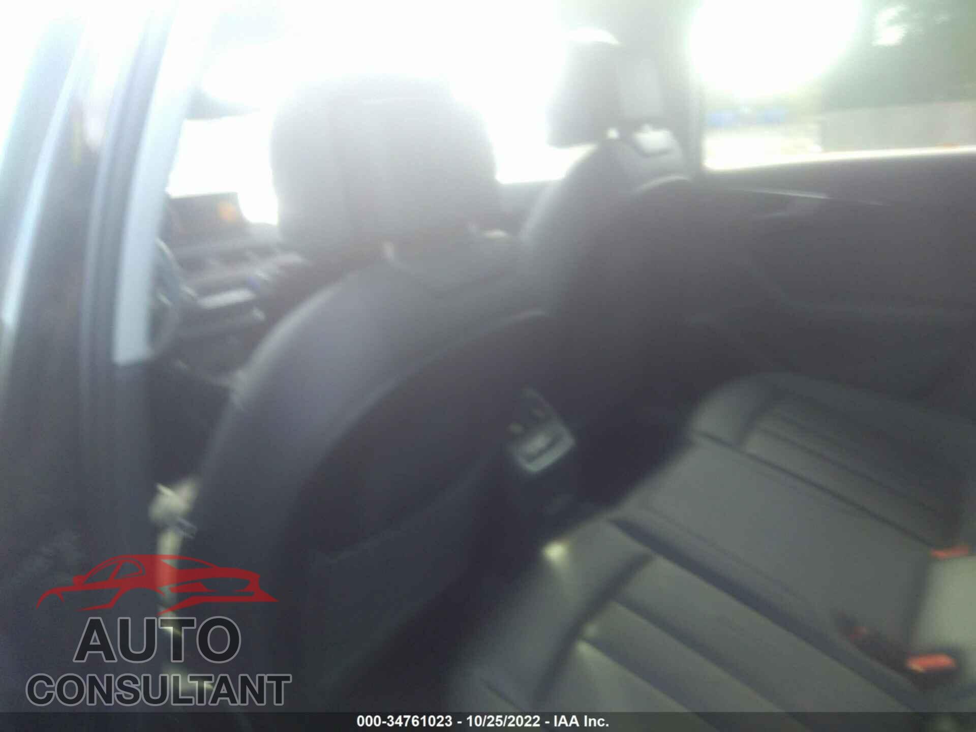 AUDI A4 2018 - WAUDNAF47JN018564