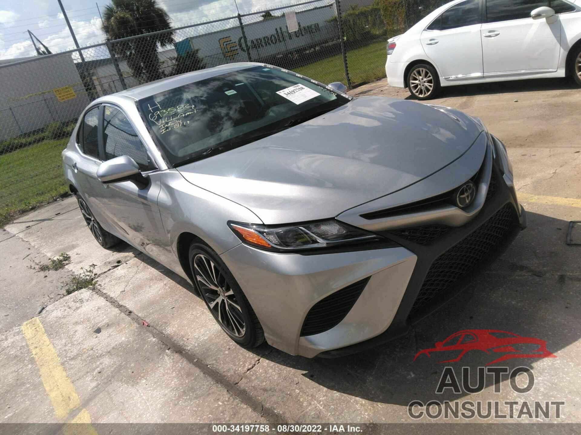 TOYOTA CAMRY 2020 - 4T1G11AK4LU969116