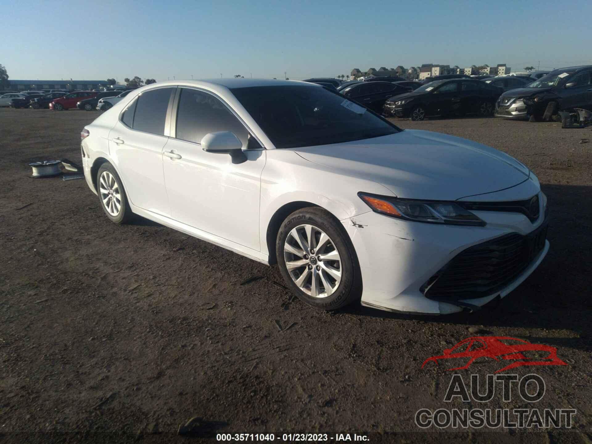 TOYOTA CAMRY 2019 - 4T1B11HK7KU288852