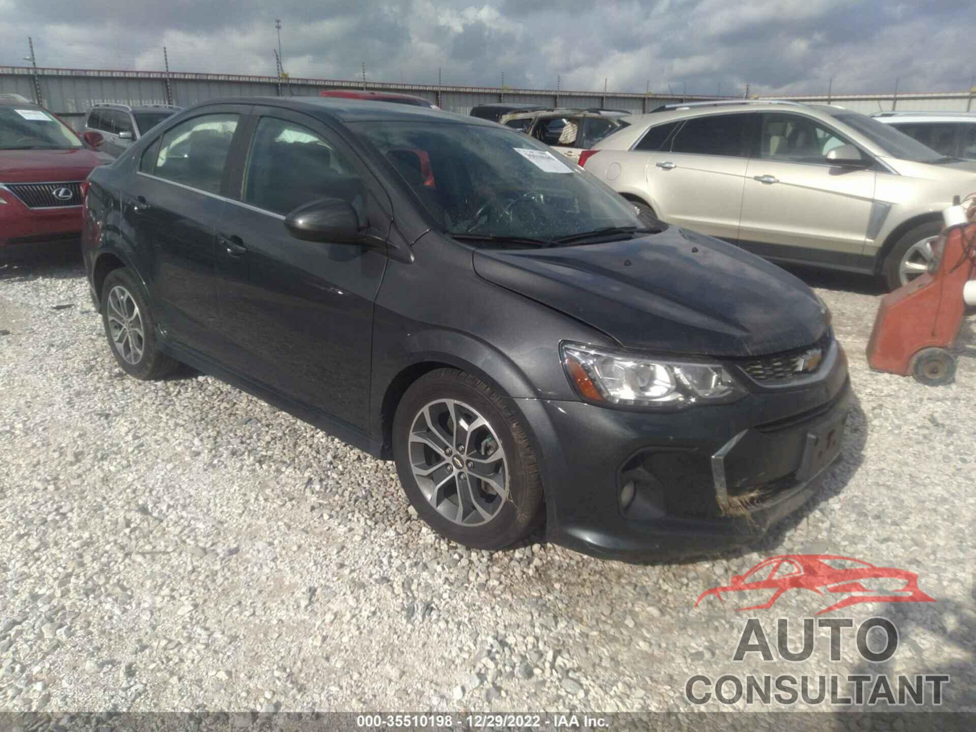 CHEVROLET SONIC 2017 - 1G1JD5SB6H4144444