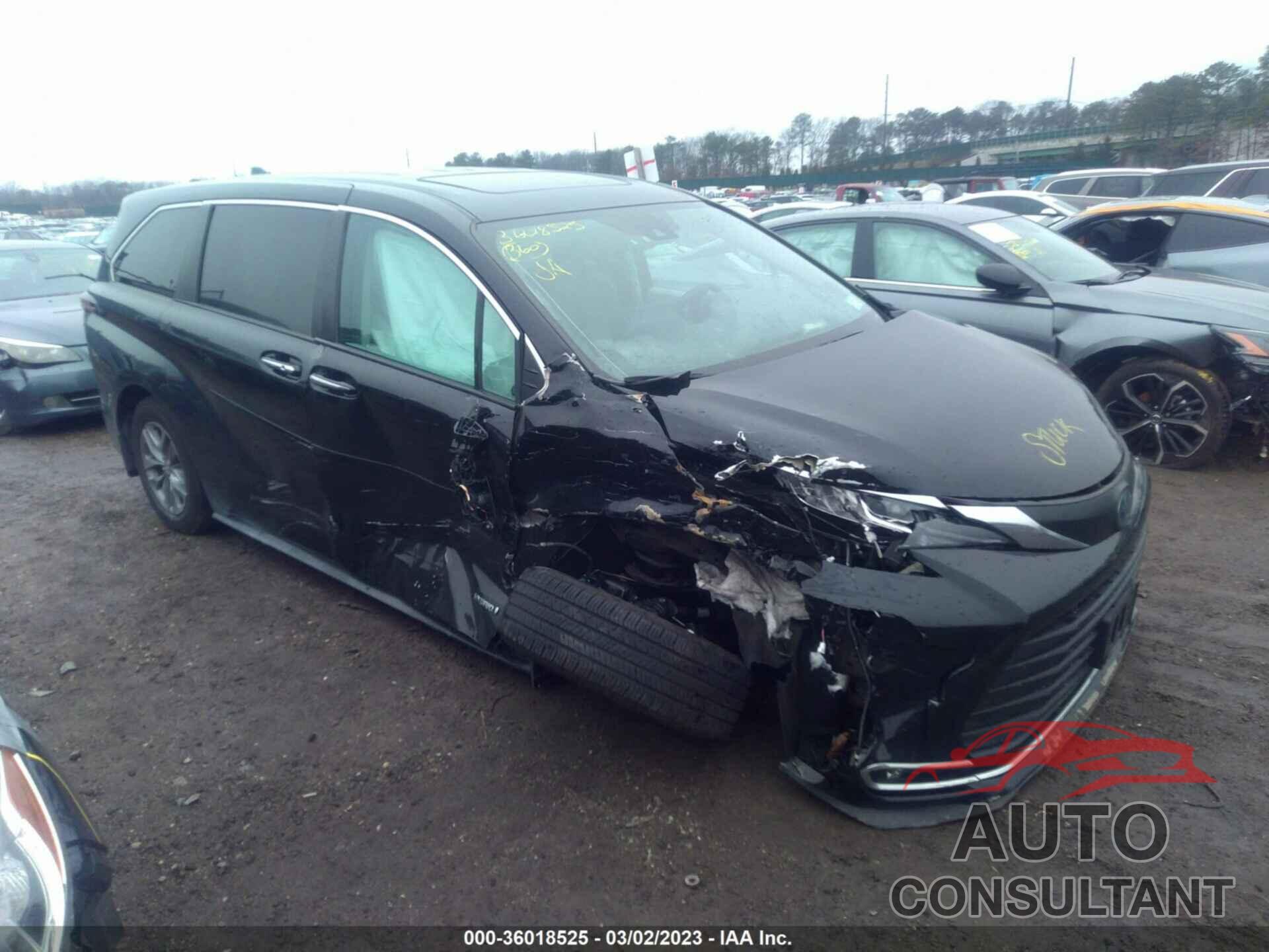 TOYOTA SIENNA 2021 - 5TDYSKFC3MS017033