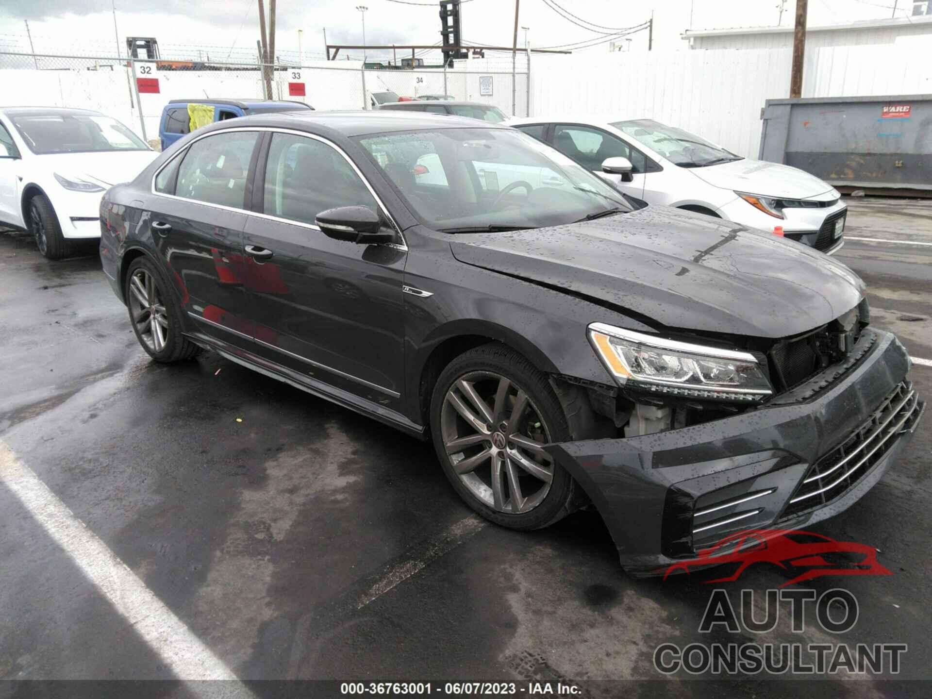 VOLKSWAGEN PASSAT 2017 - 1VWDT7A32HC041943