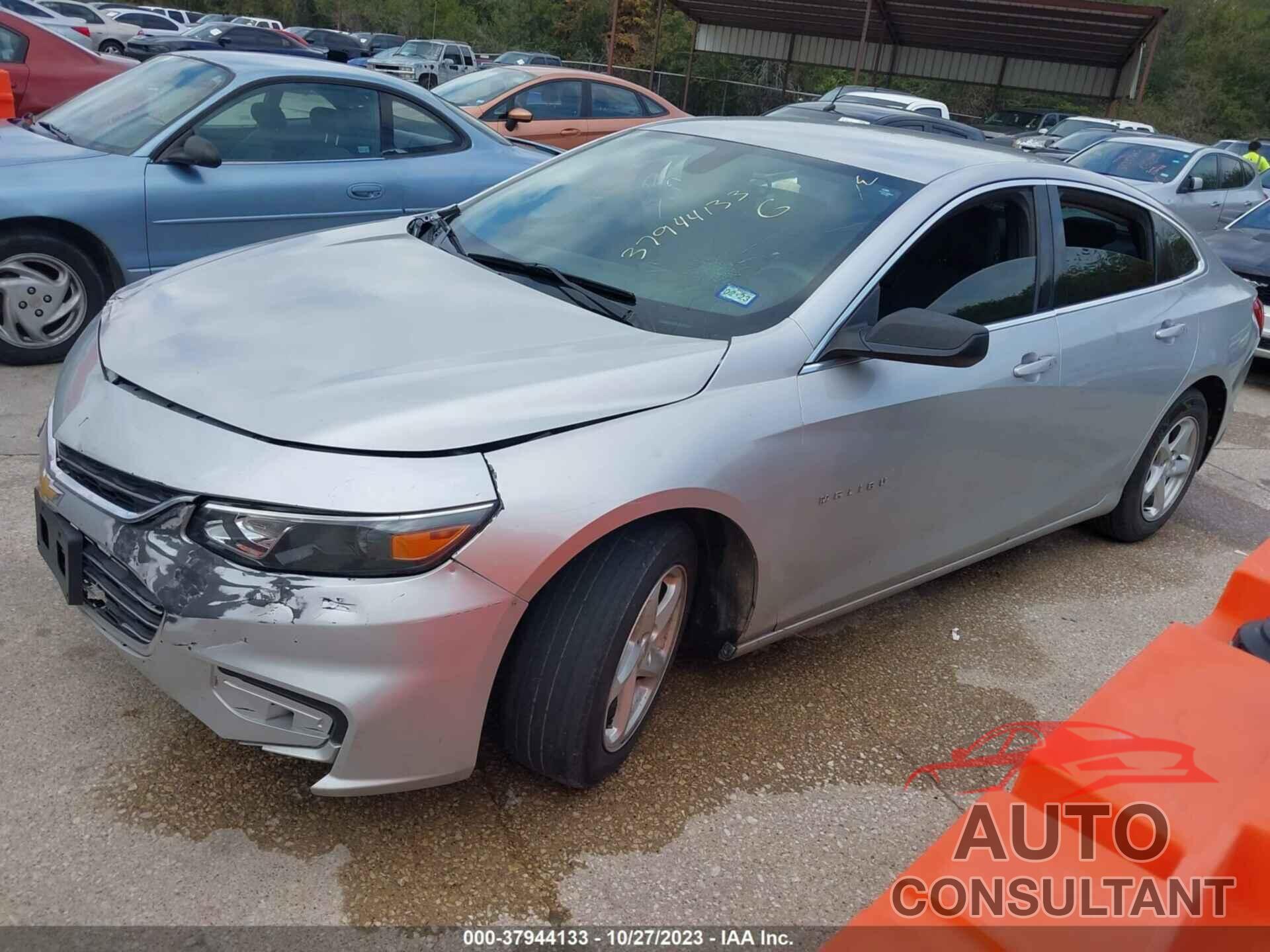 CHEVROLET MALIBU 2017 - 1G1ZC5ST4HF102289