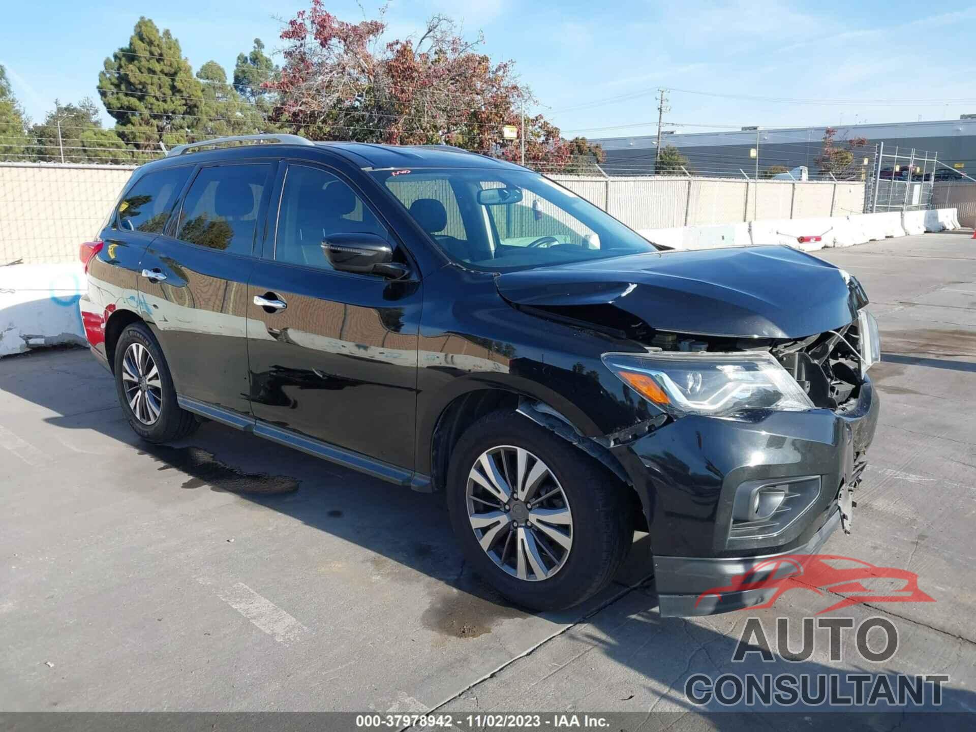 NISSAN PATHFINDER 2018 - 5N1DR2MN0JC602627