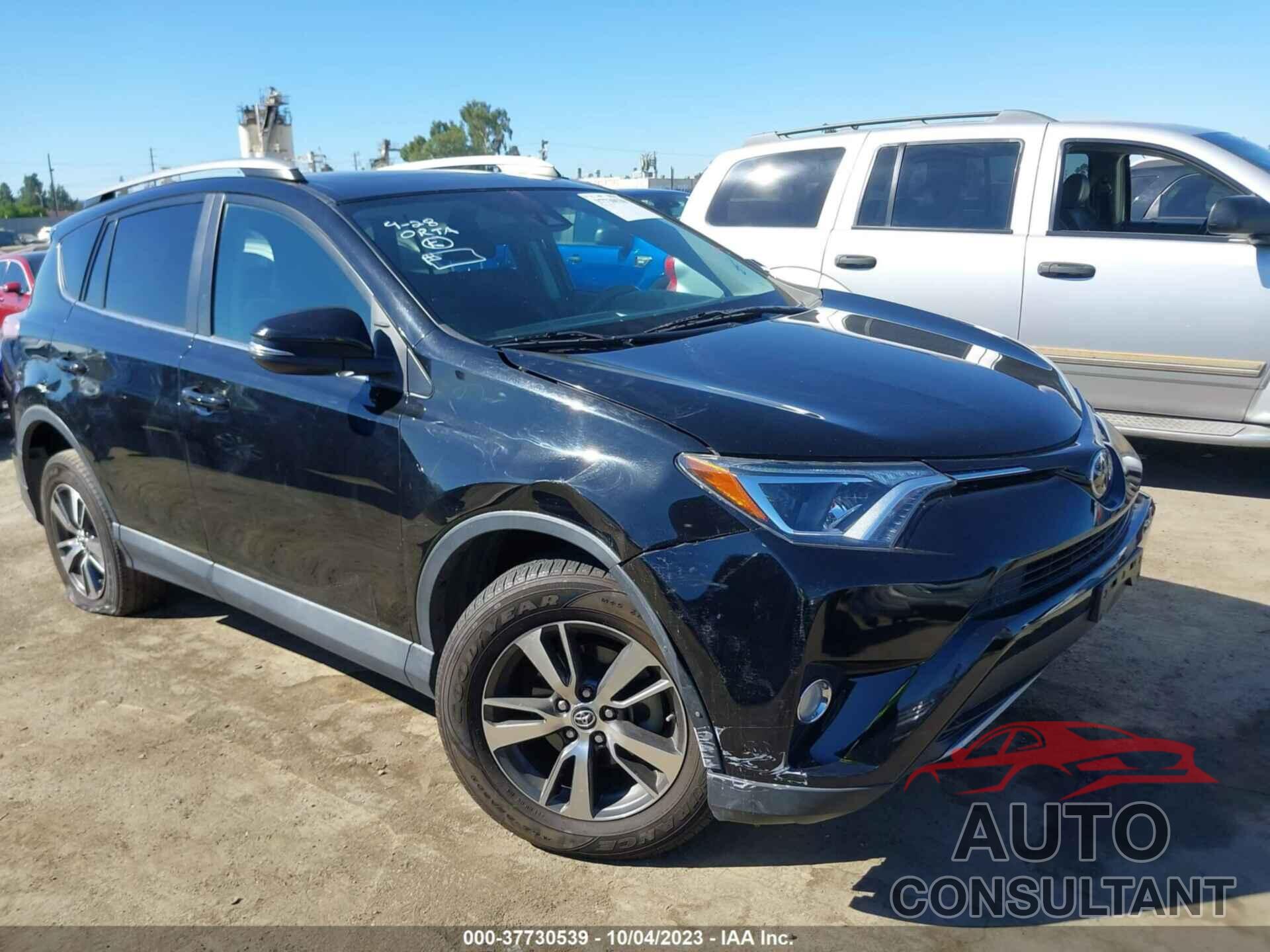 TOYOTA RAV4 2018 - 2T3RFREV0JW740501