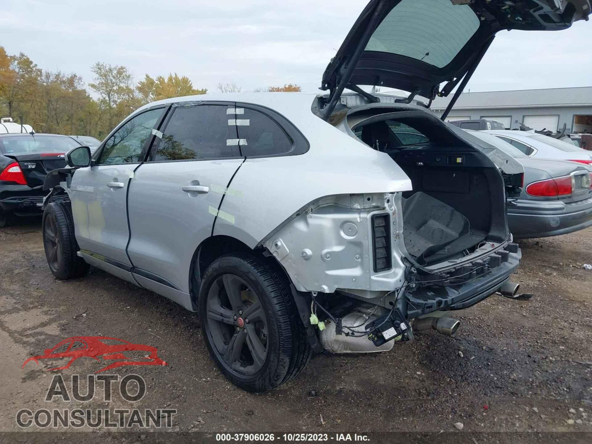 JAGUAR F-PACE 2017 - SADCL2BV6HA064384