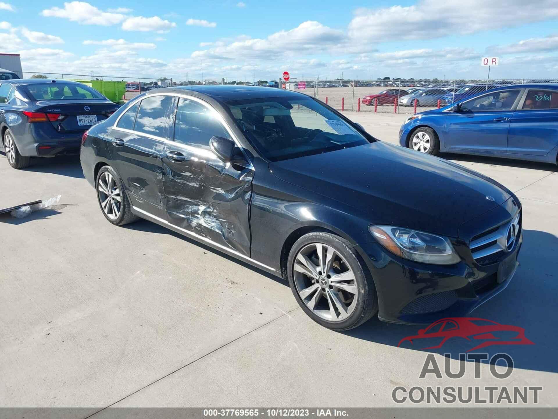 MERCEDES-BENZ C-CLASS 2018 - 55SWF4JB8JU253424
