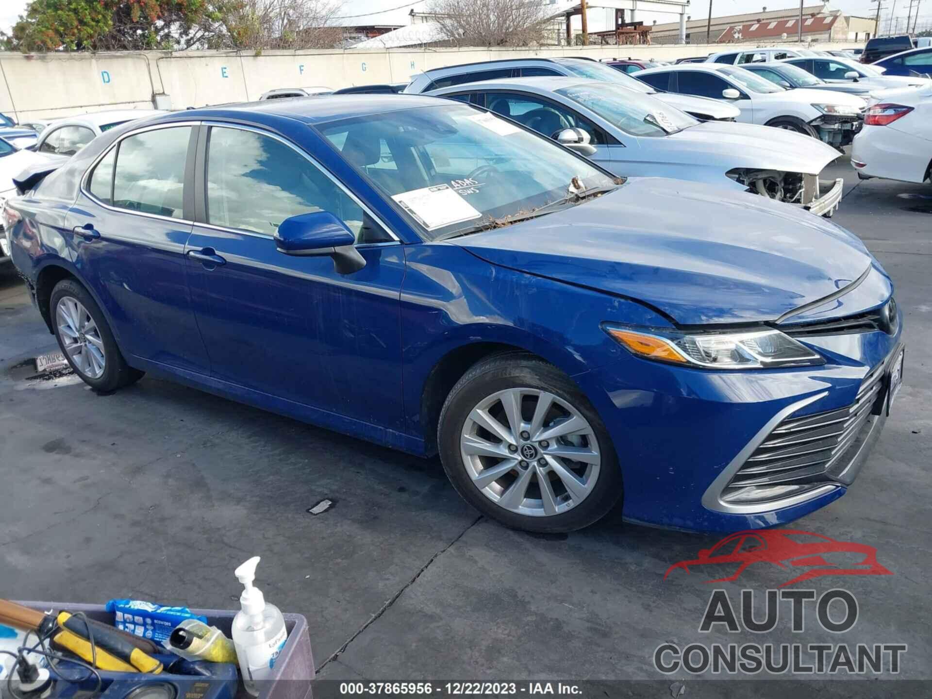 TOYOTA CAMRY 2023 - 4T1C11AK1PU116662