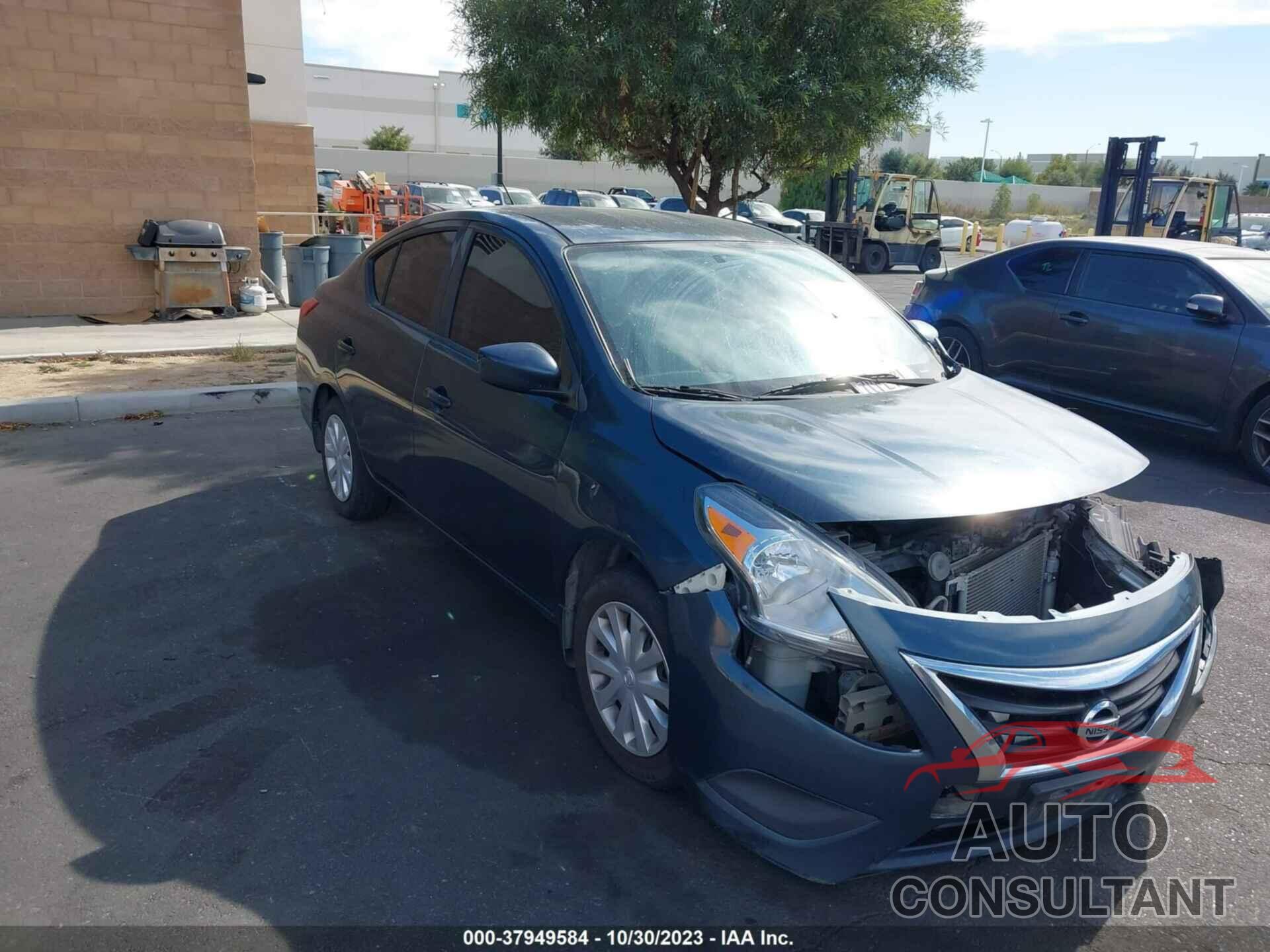 NISSAN VERSA 2017 - 3N1CN7AP7HL811492