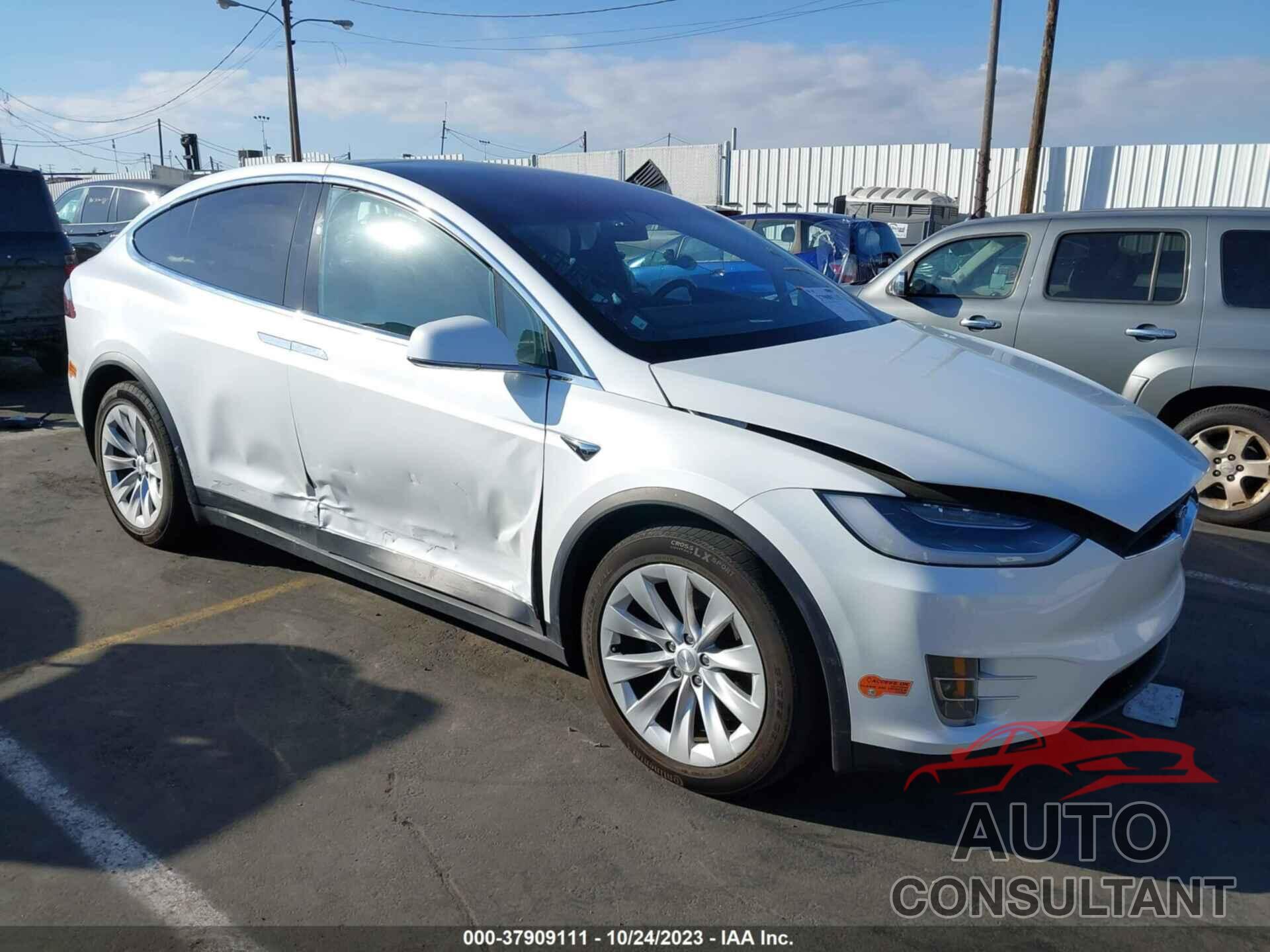 TESLA MODEL X 2020 - 5YJXCBE29LF234851