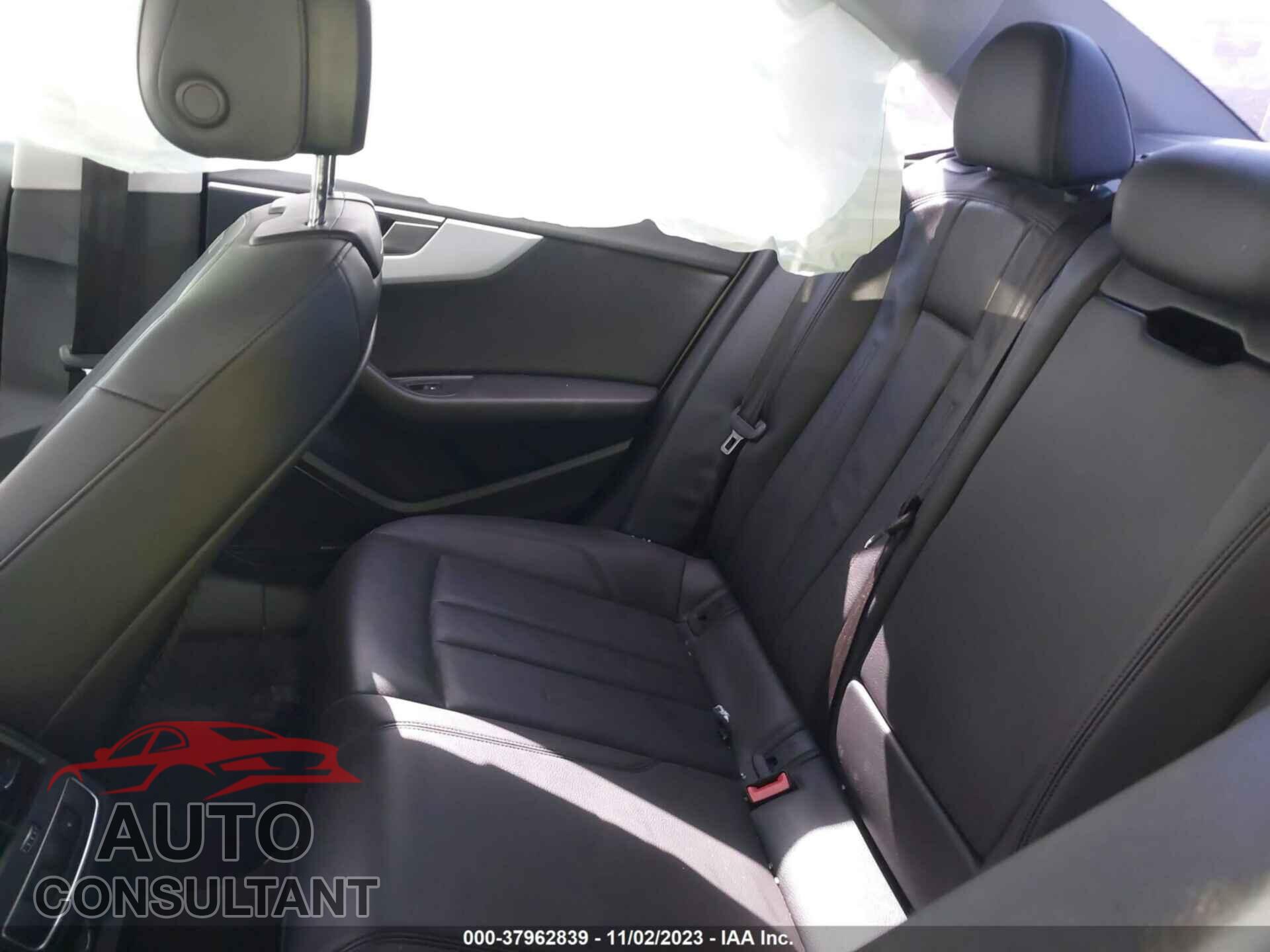 AUDI A4 2018 - WAUENAF47JA165382