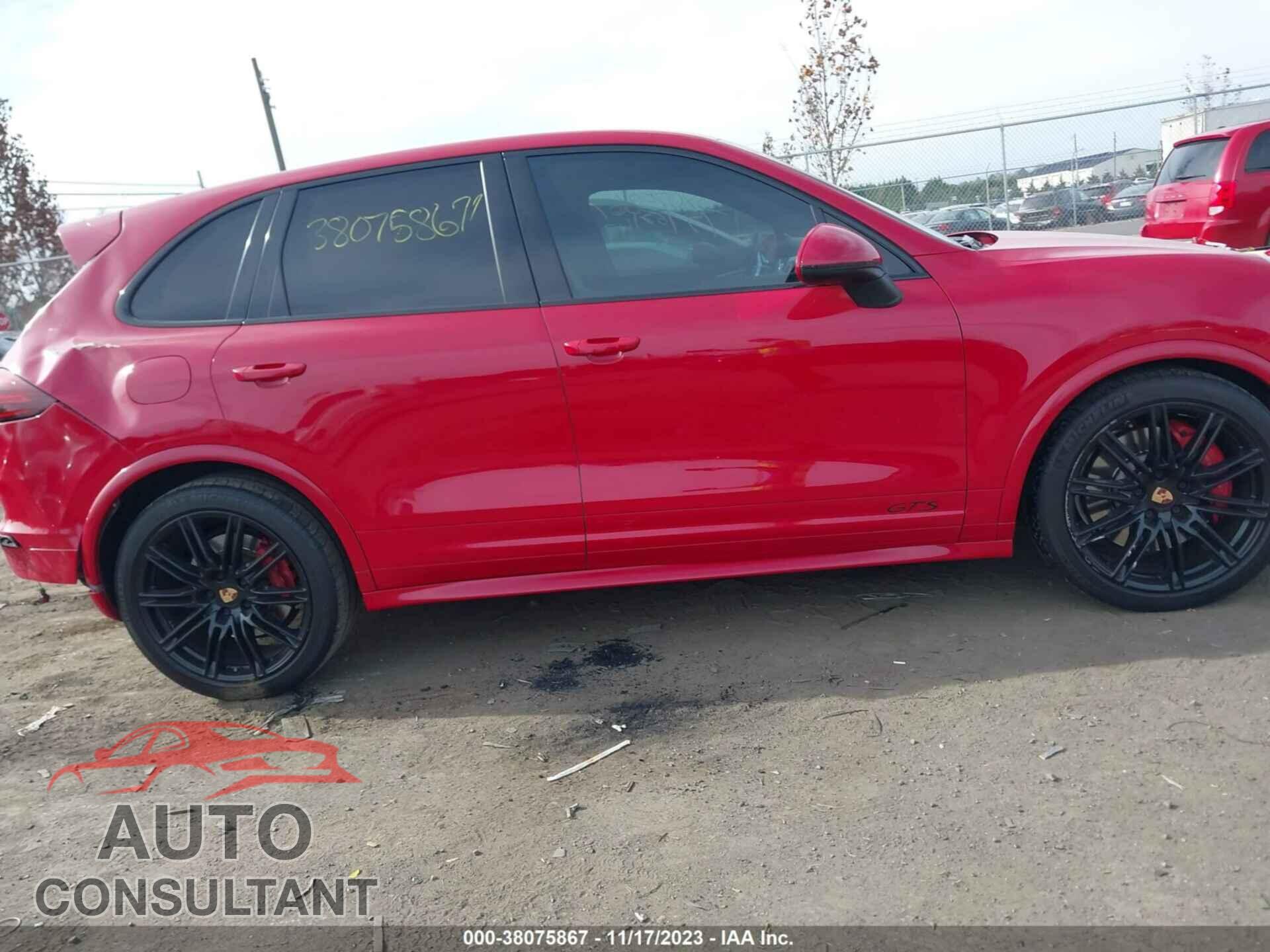 PORSCHE CAYENNE 2016 - WP1AD2A21GLA70585
