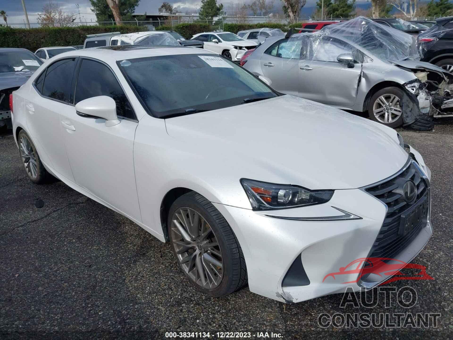 LEXUS IS 300 2018 - JTHBA1D25J5066120