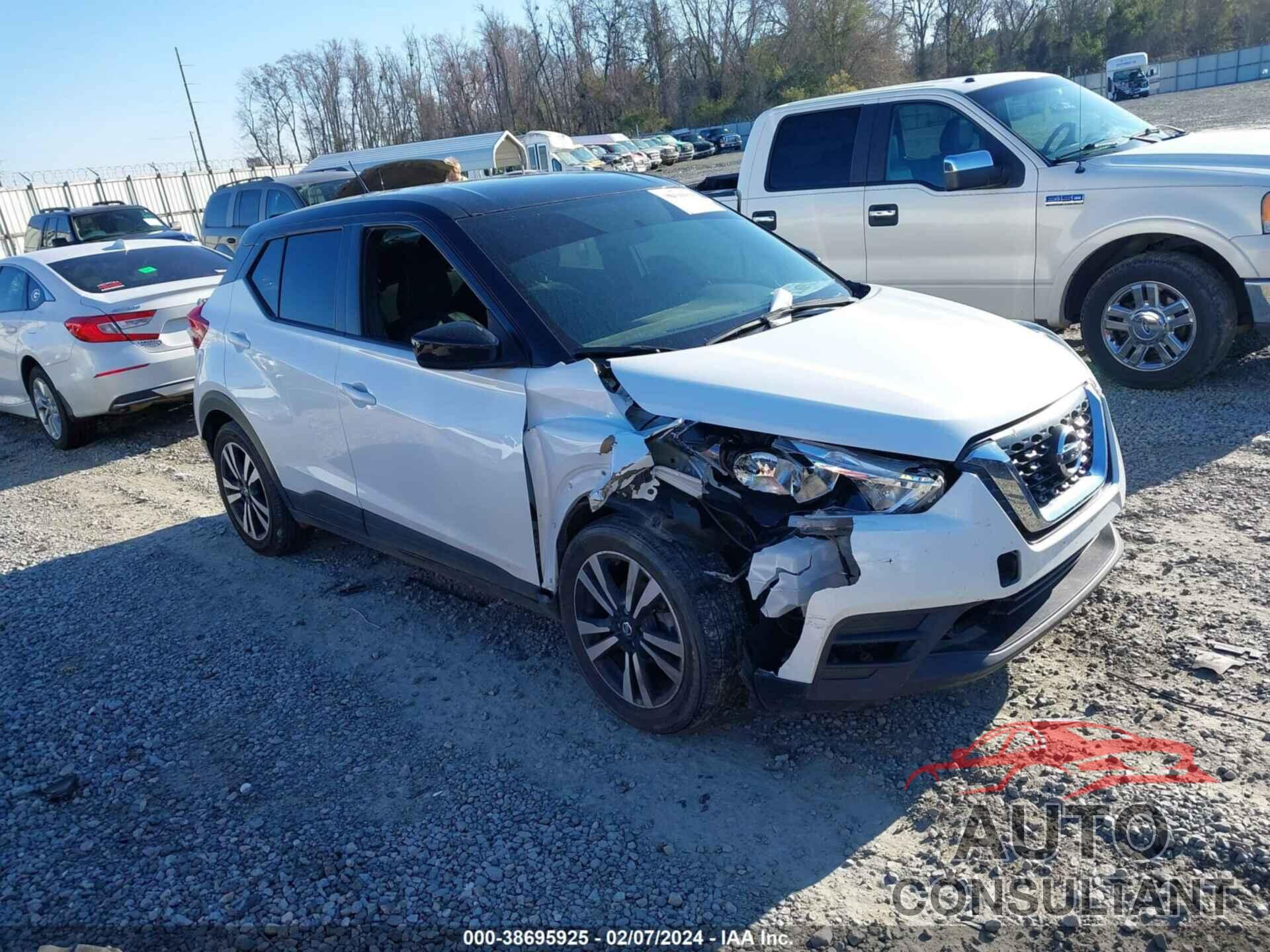 NISSAN KICKS 2019 - 3N1CP5CU6KL487184