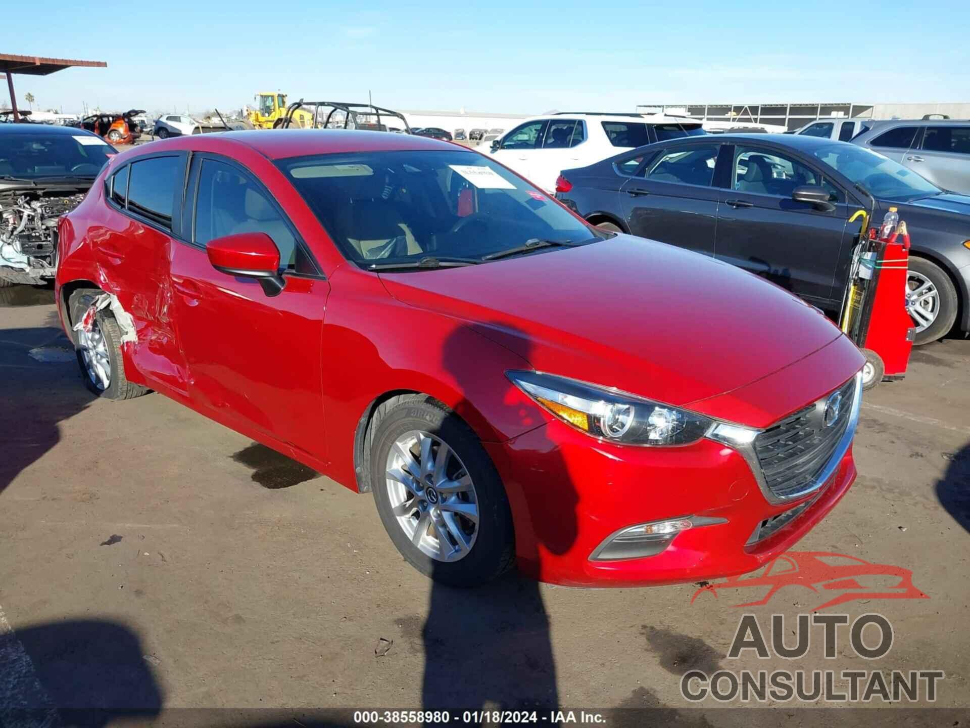 MAZDA MAZDA3 2018 - 3MZBN1K71JM182247