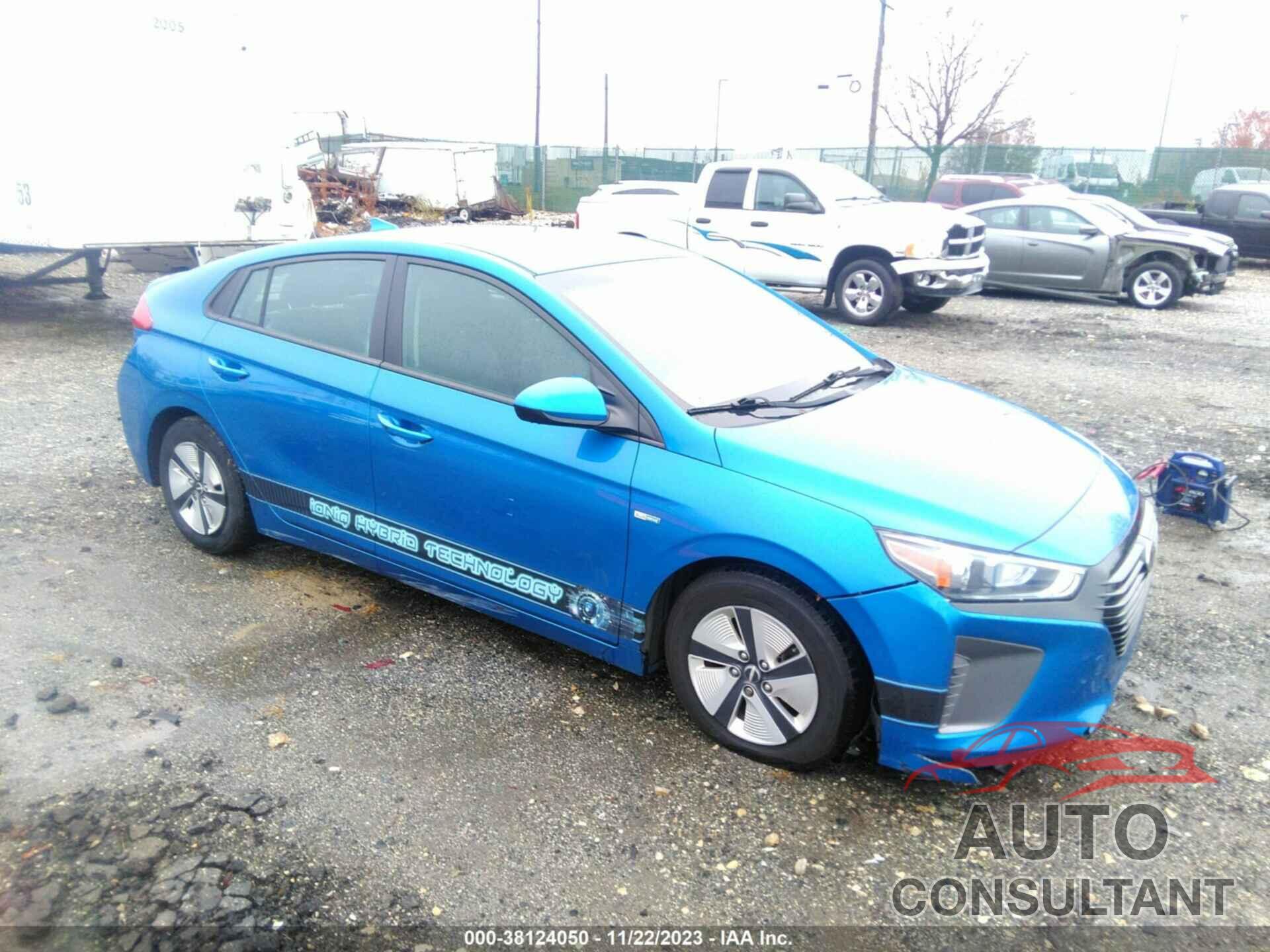 HYUNDAI IONIQ HYBRID 2018 - KMHC65LC2JU069289