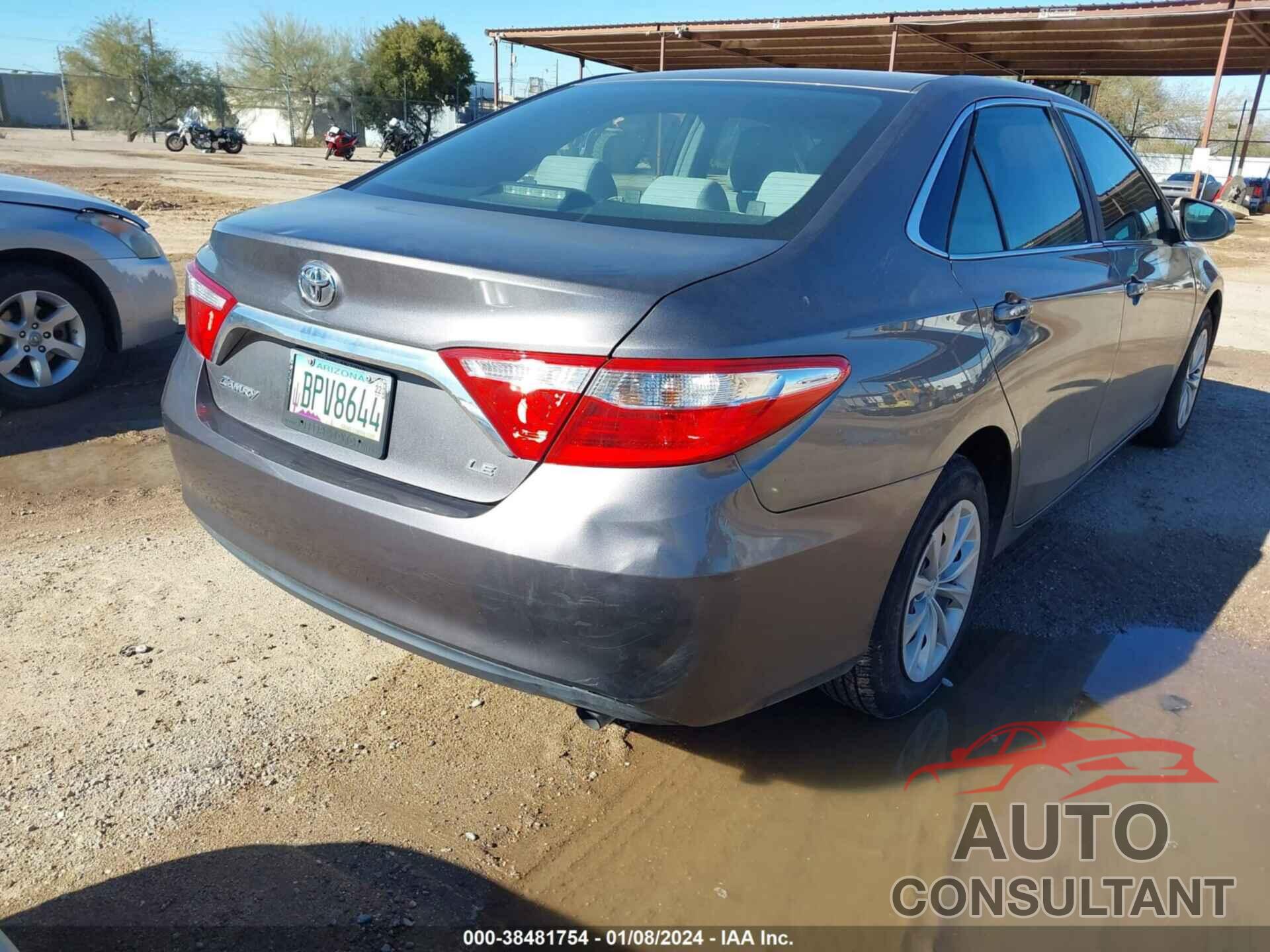 TOYOTA CAMRY 2016 - 4T4BF1FK5GR521483