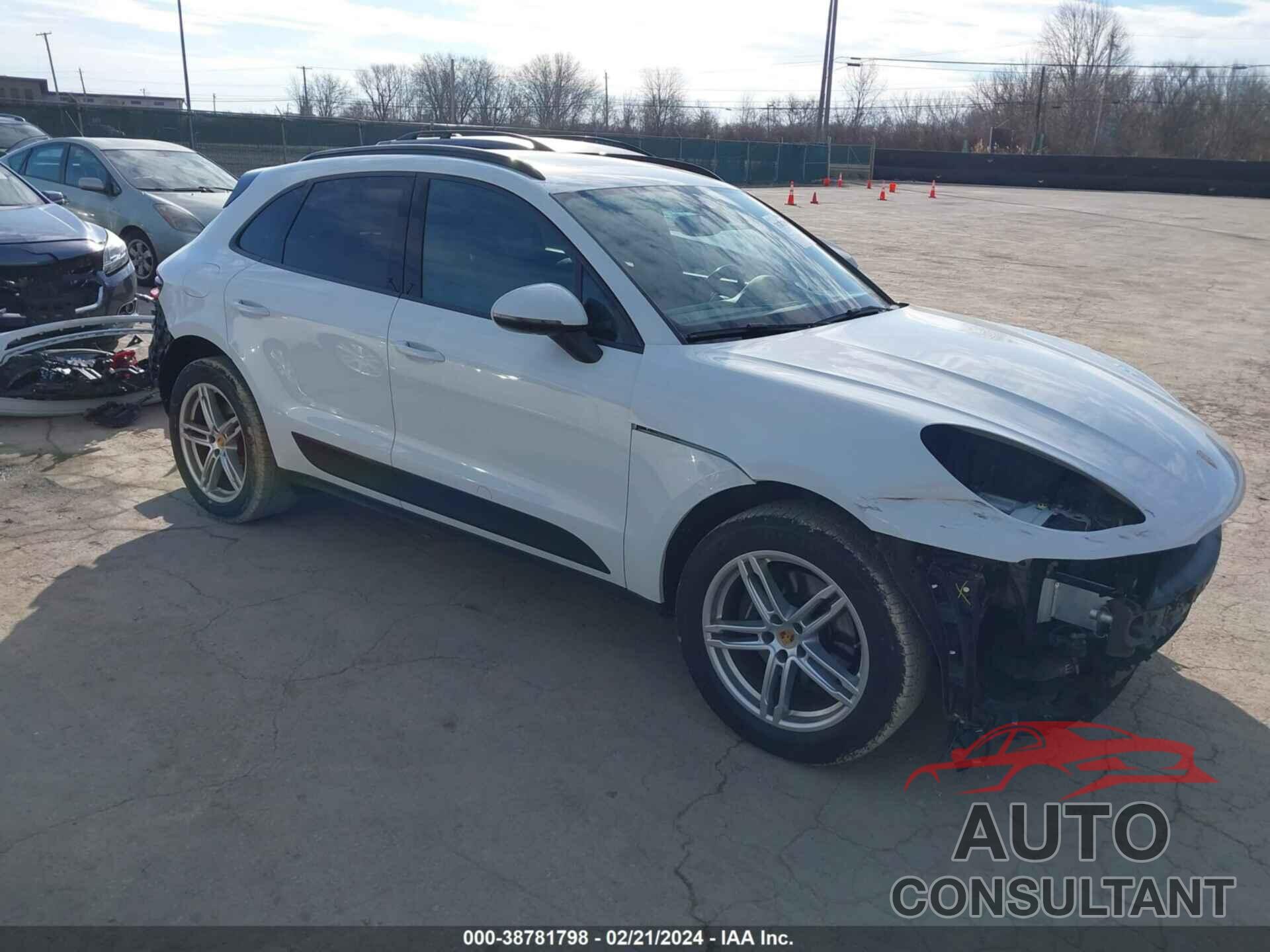 PORSCHE MACAN 2018 - WP1AA2A56JLB09438