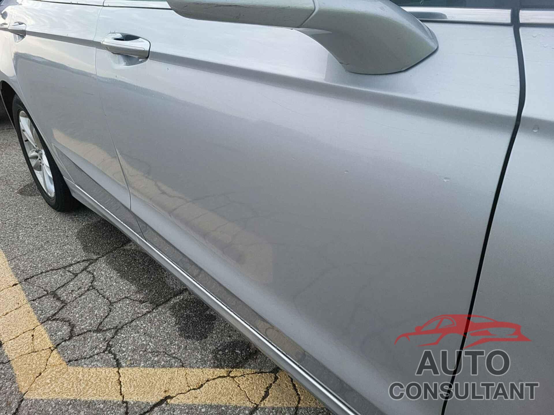 FORD FUSION 2018 - 3FA6P0HD4JR147152