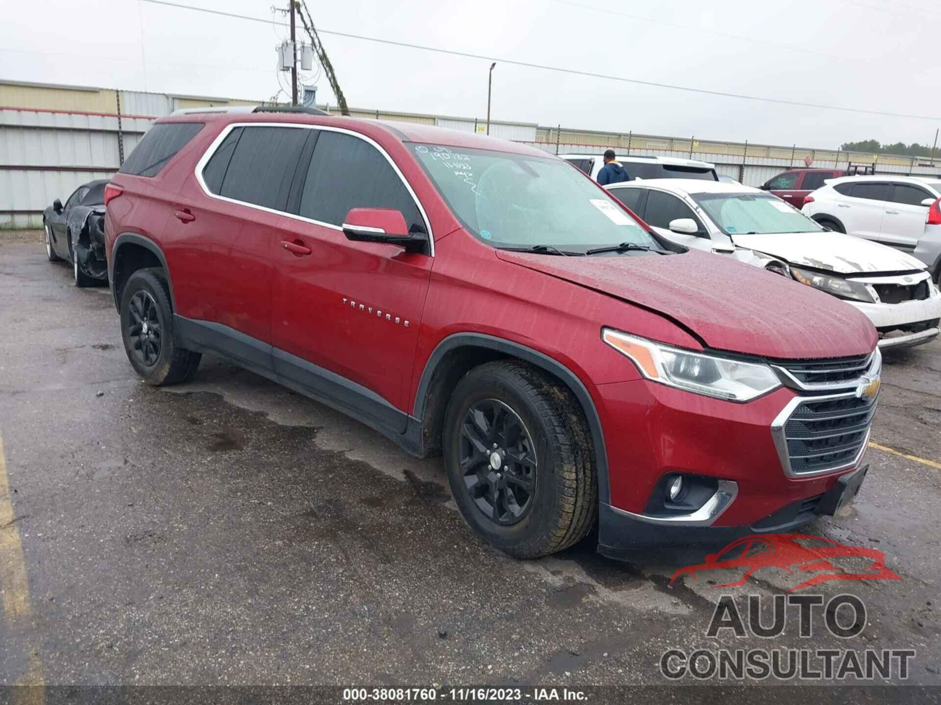 CHEVROLET TRAVERSE 2018 - 1GNERGKW0JJ137299