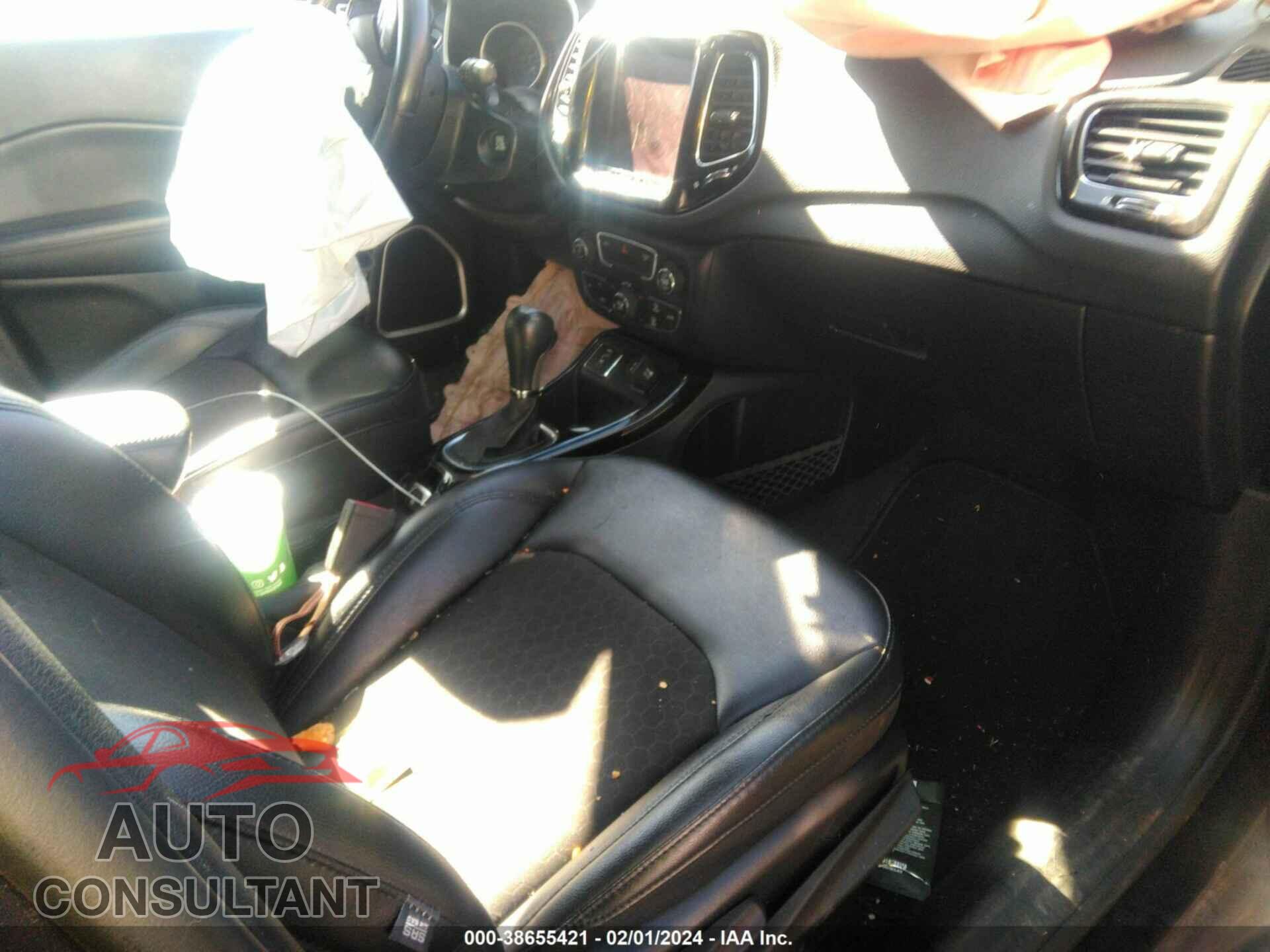 JEEP COMPASS 2020 - 3C4NJCBB4LT105280