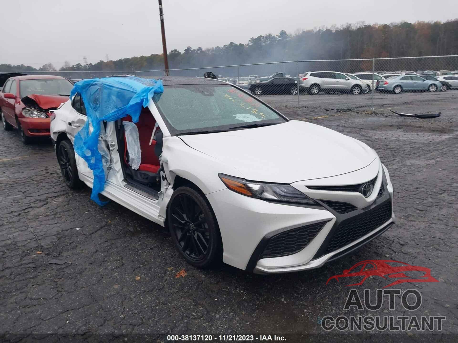 TOYOTA CAMRY 2022 - 4T1K61AK1NU010951