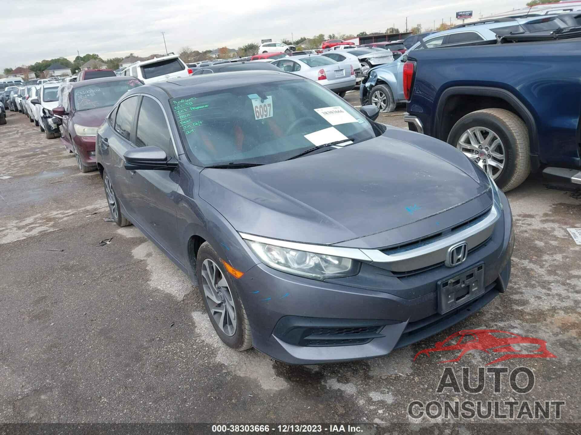 HONDA CIVIC 2018 - 2HGFC2F70JH599501