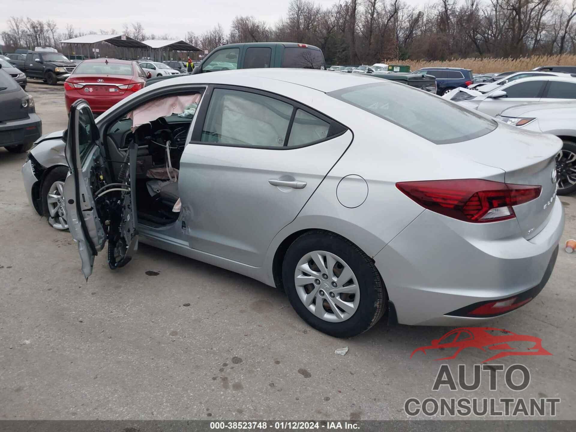 HYUNDAI ELANTRA 2019 - 5NPD74LF4KH486886