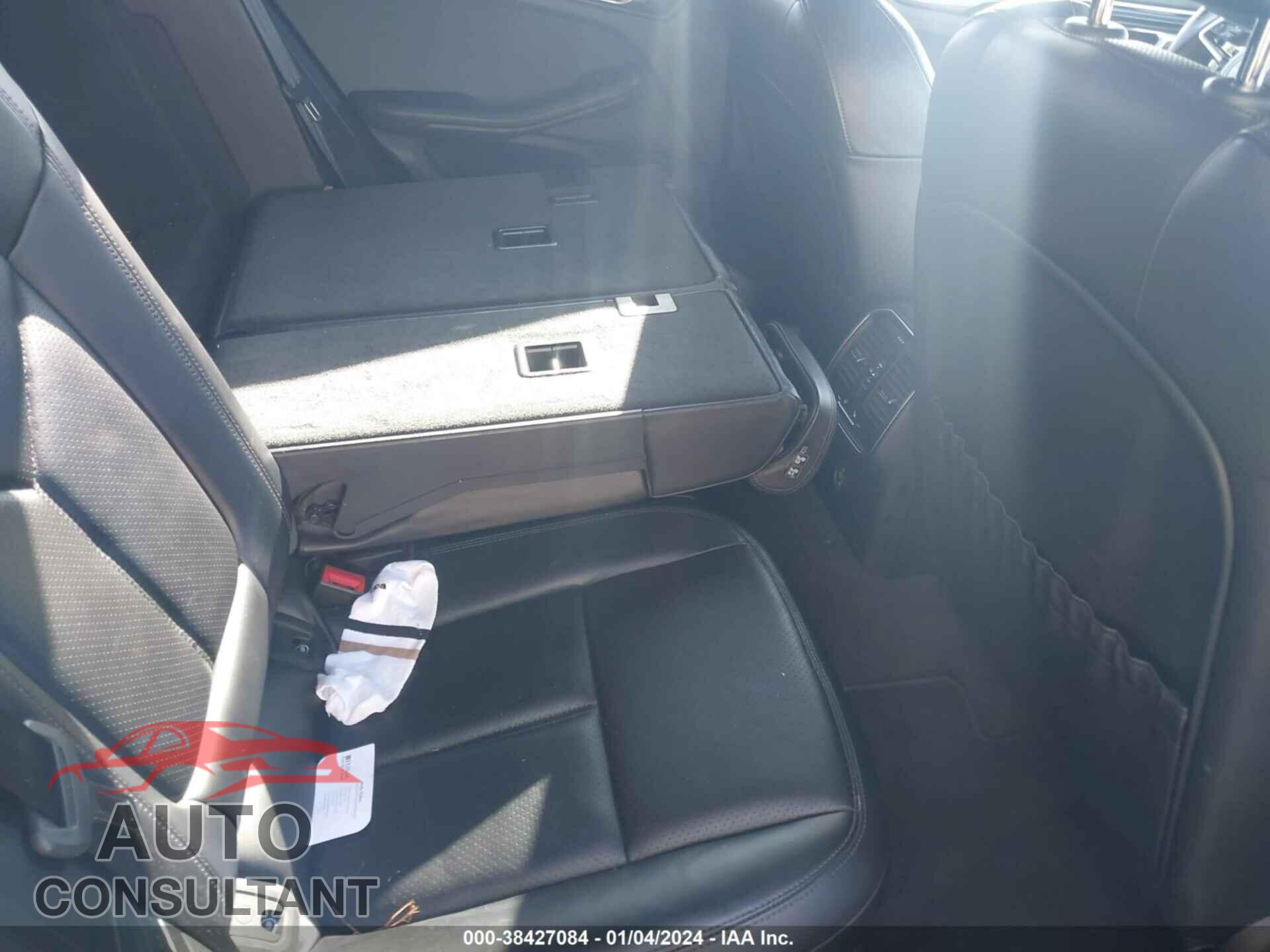 PORSCHE MACAN 2018 - WP1AA2A58JLB02796