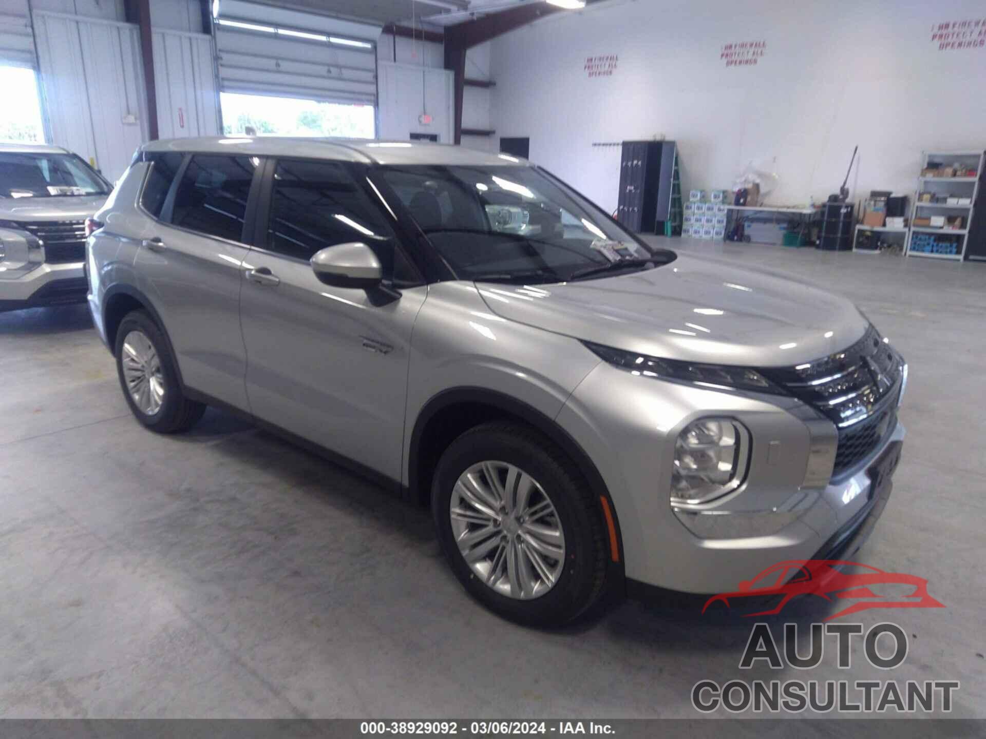 MITSUBISHI OUTLANDER PHEV 2024 - JA4T5UA92RZ040666