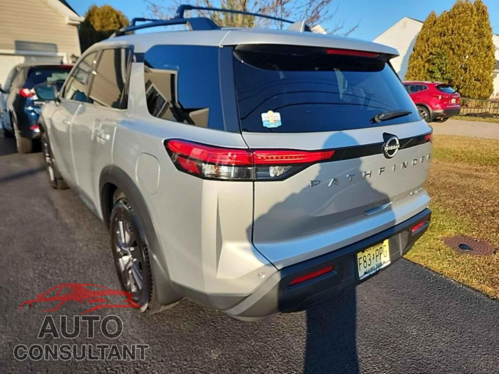 NISSAN PATHFINDER 2022 - 5N1DR3BC8NC229155
