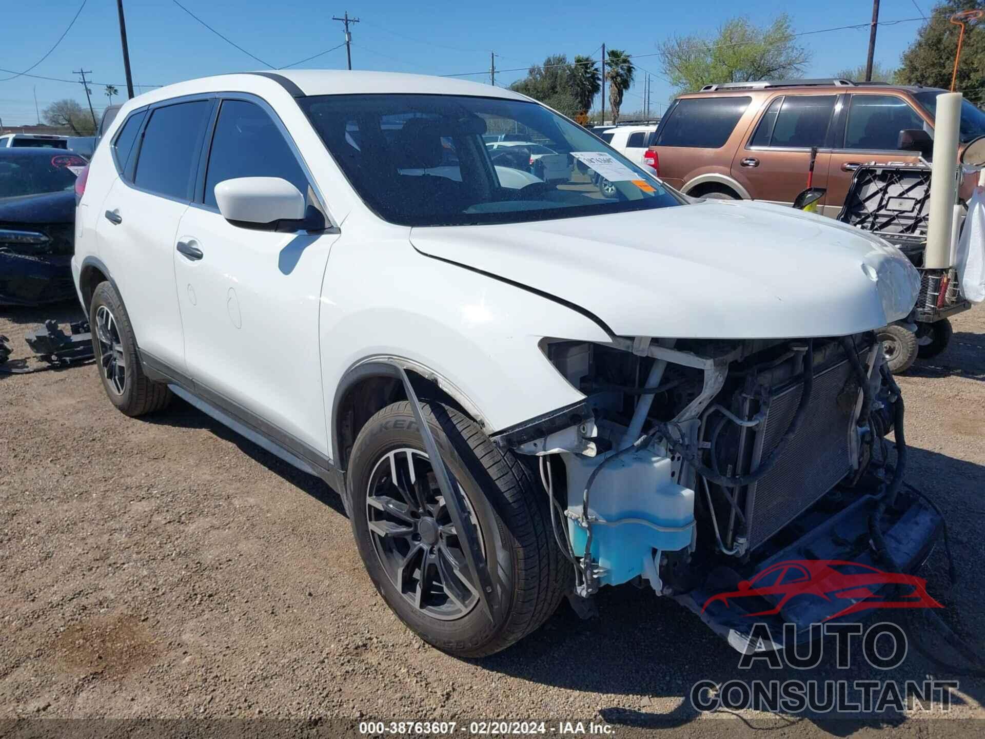 NISSAN ROGUE 2017 - KNMAT2MT4HP599001