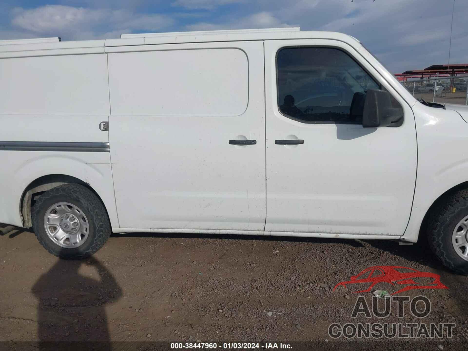 NISSAN NV CARGO NV1500 2016 - 1N6BF0KM5GN813416