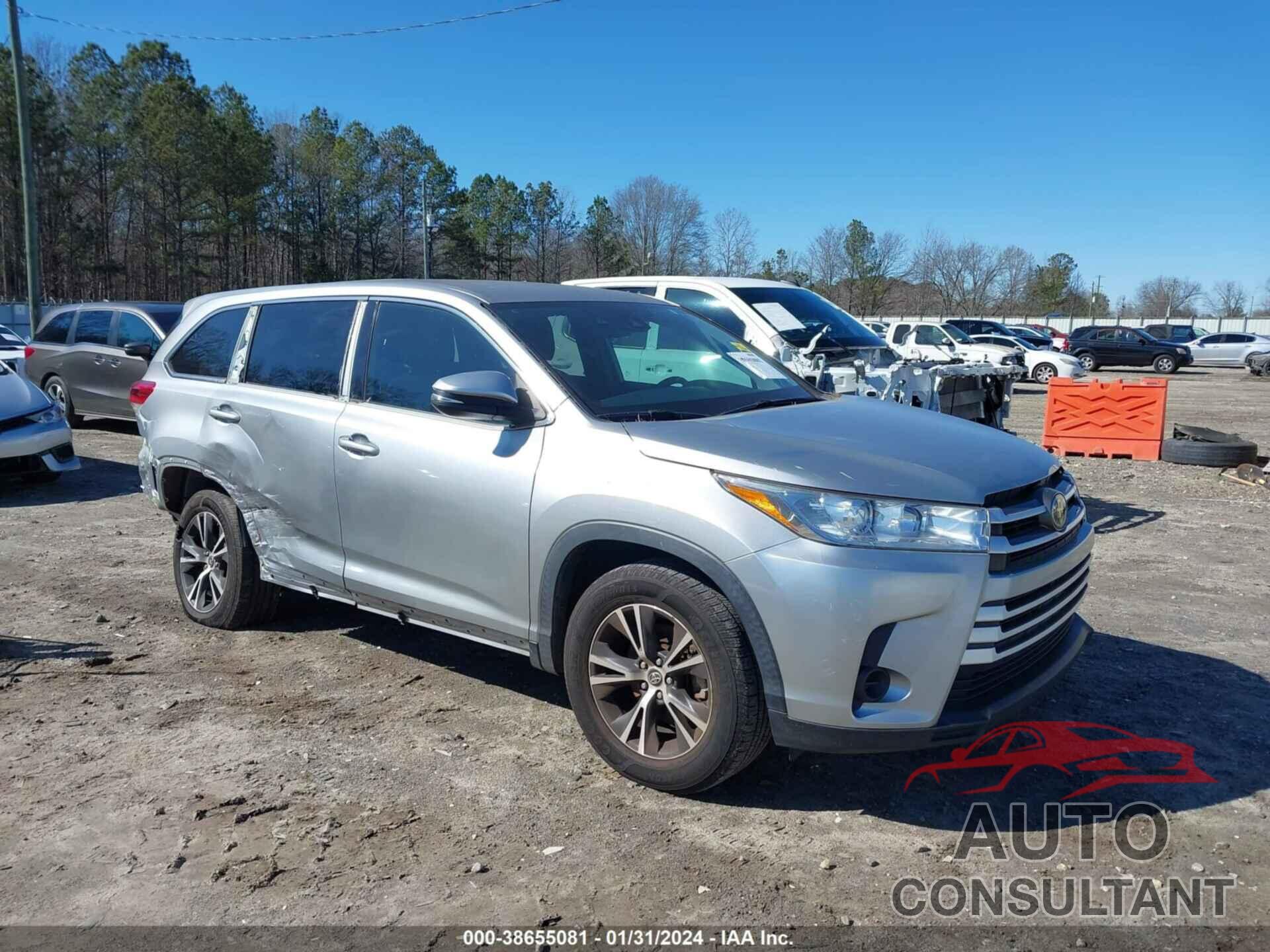 TOYOTA HIGHLANDER 2019 - 5TDZARFHXKS048871