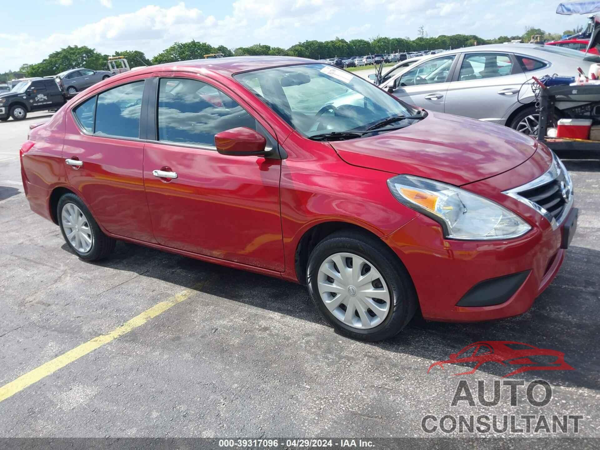 NISSAN VERSA 2019 - 3N1CN7APXKL824356