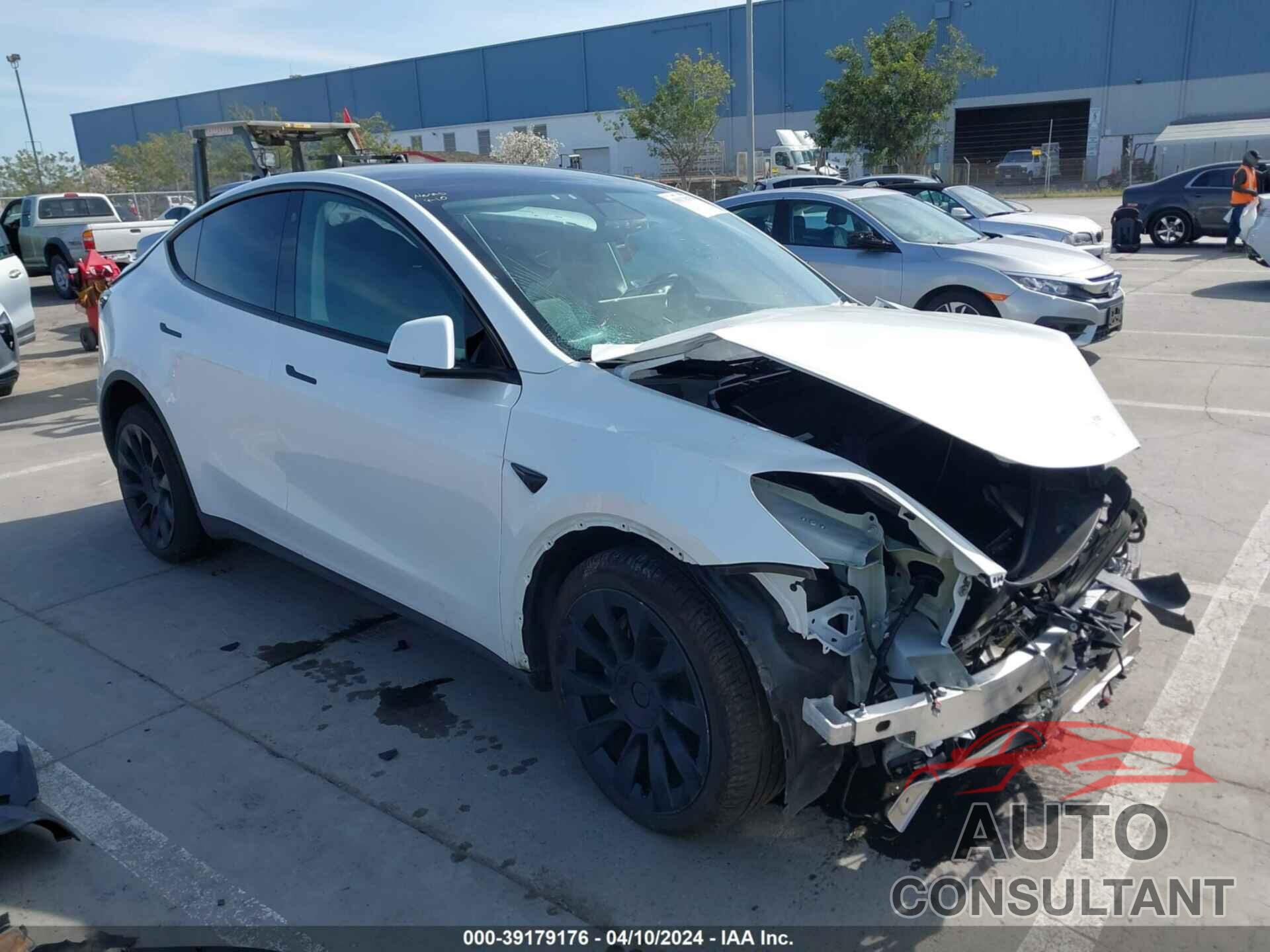 TESLA MODEL Y 2023 - 7SAYGDEE0PF694875