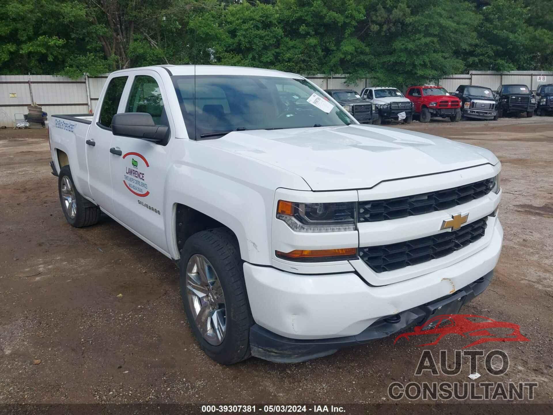 CHEVROLET SILVERADO 1500 2017 - 1GCRCPEH5HZ119241