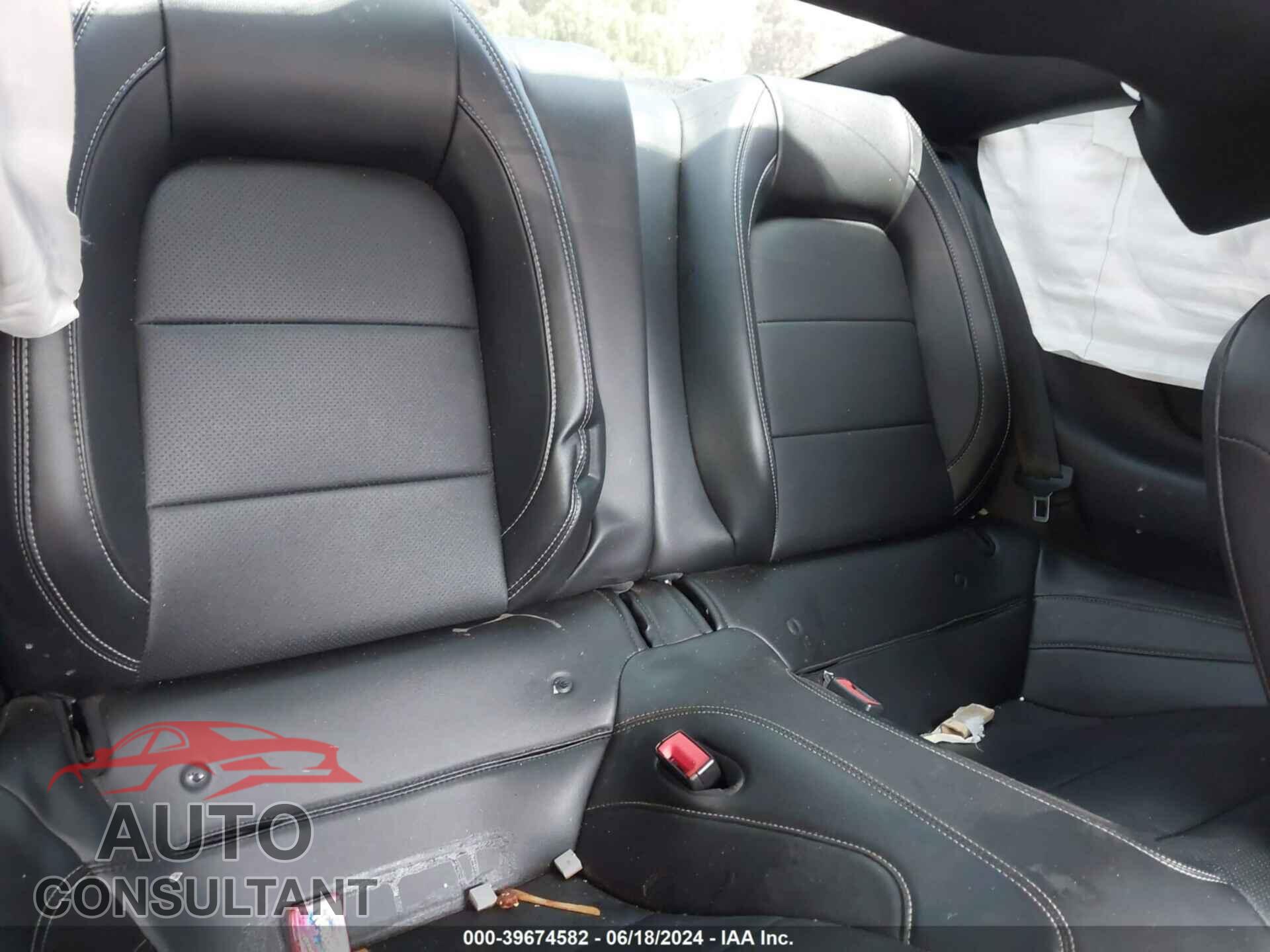 FORD MUSTANG 2018 - 1FA6P8TH5J5135846