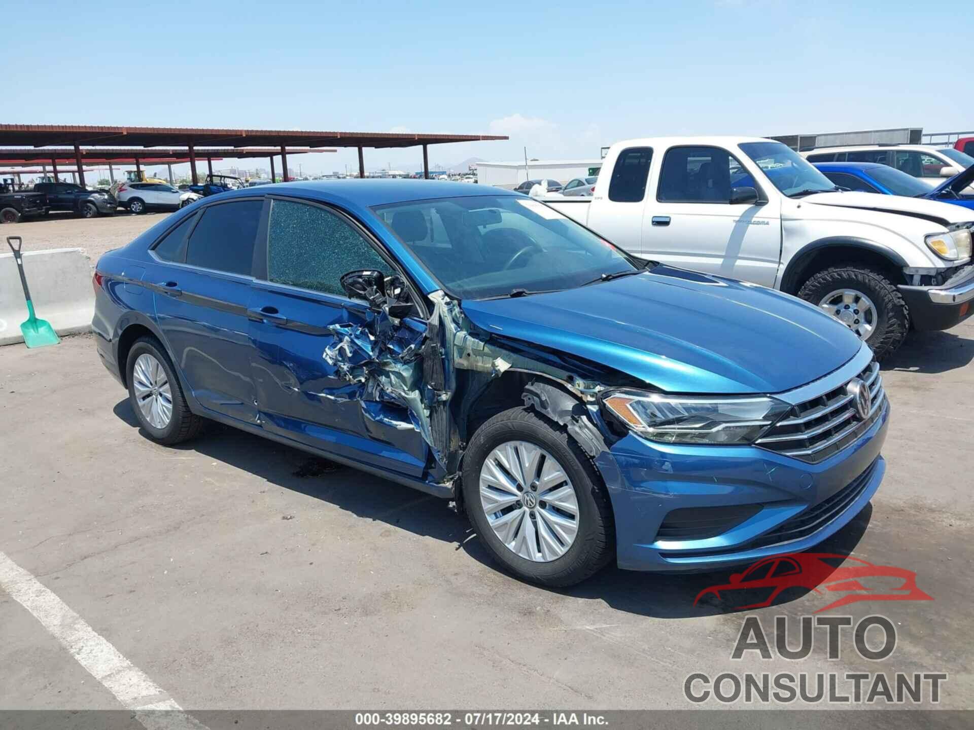 VOLKSWAGEN JETTA 2019 - 3VWC57BU0KM166992