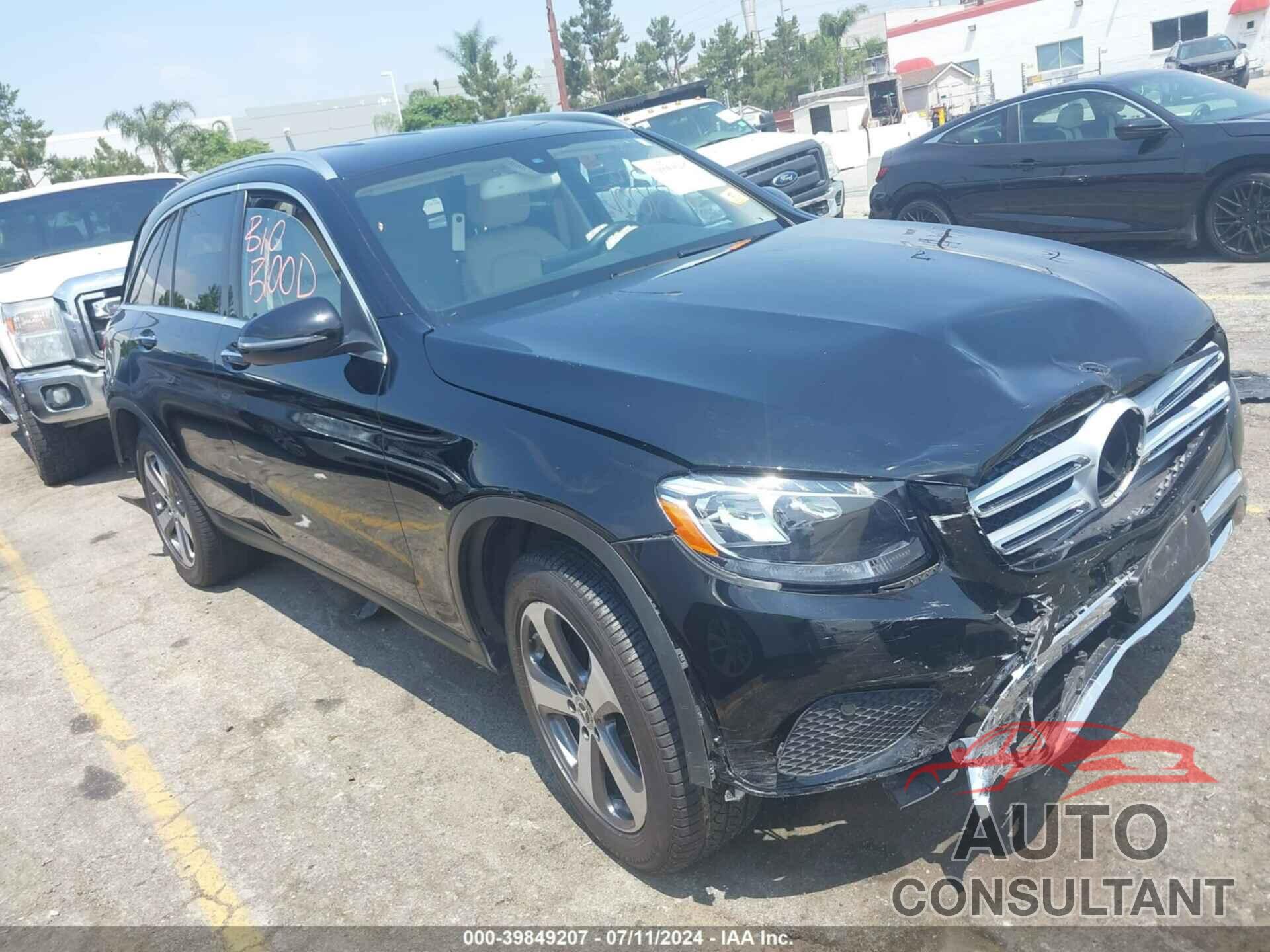 MERCEDES-BENZ GLC 300 2018 - WDC0G4JB3JV046567