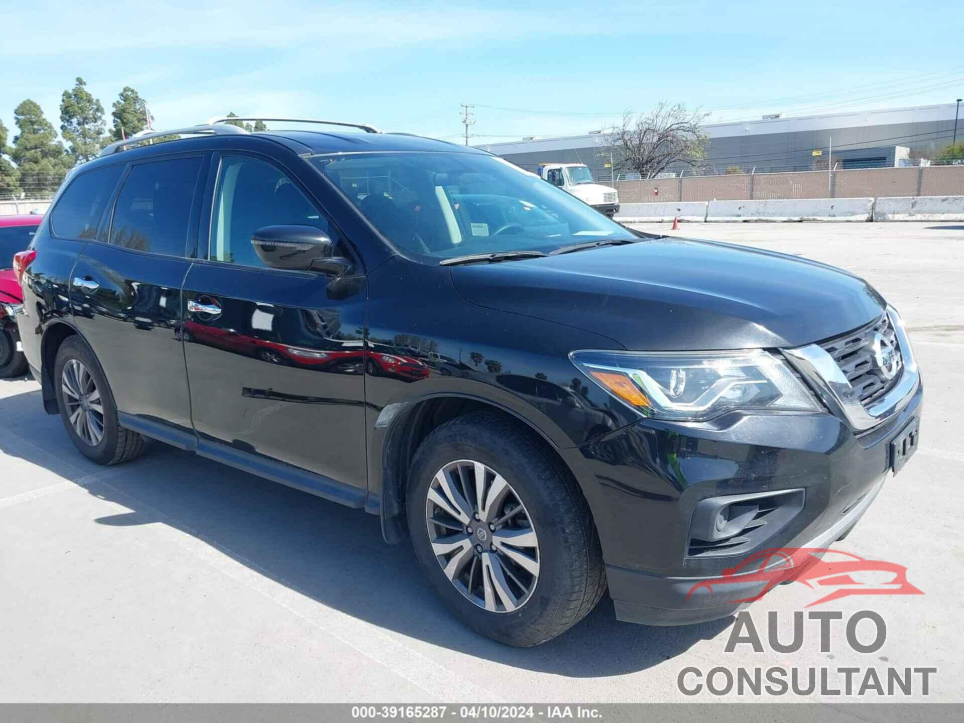 NISSAN PATHFINDER 2019 - 5N1DR2MN7KC586086