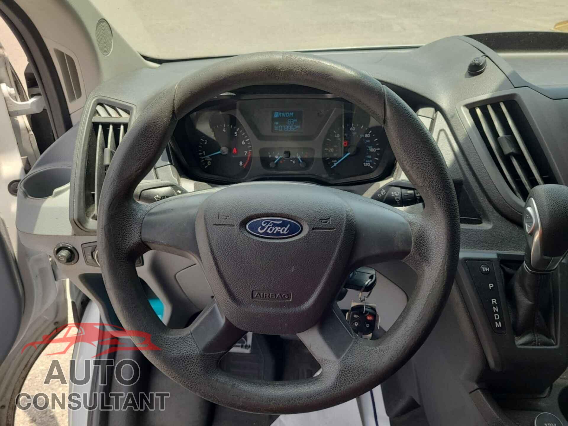 FORD TRANSIT 2017 - 1FTYR2CM7HKB00504