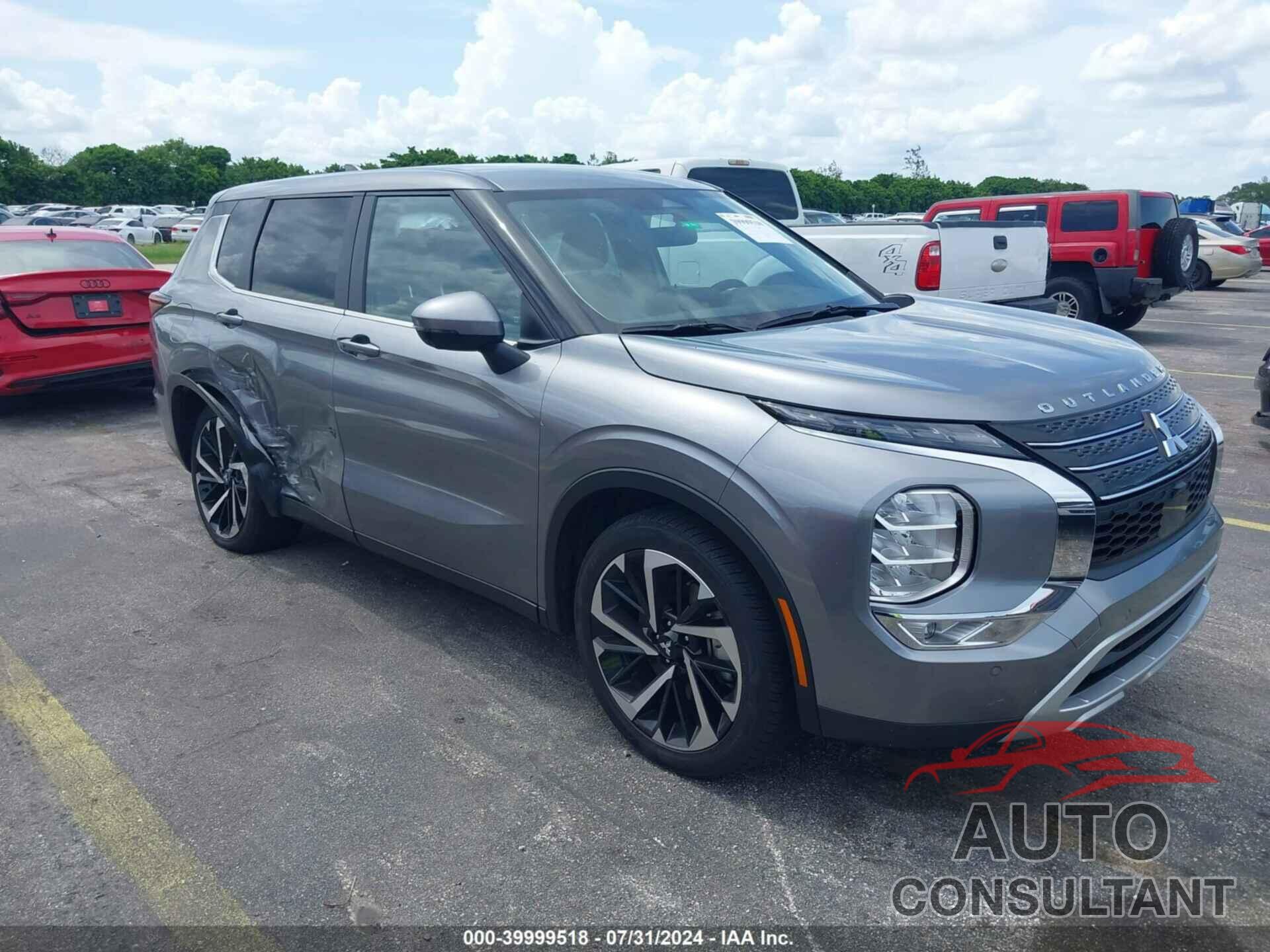 MITSUBISHI OUTLANDER 2023 - JA4J3UA84PZ044154