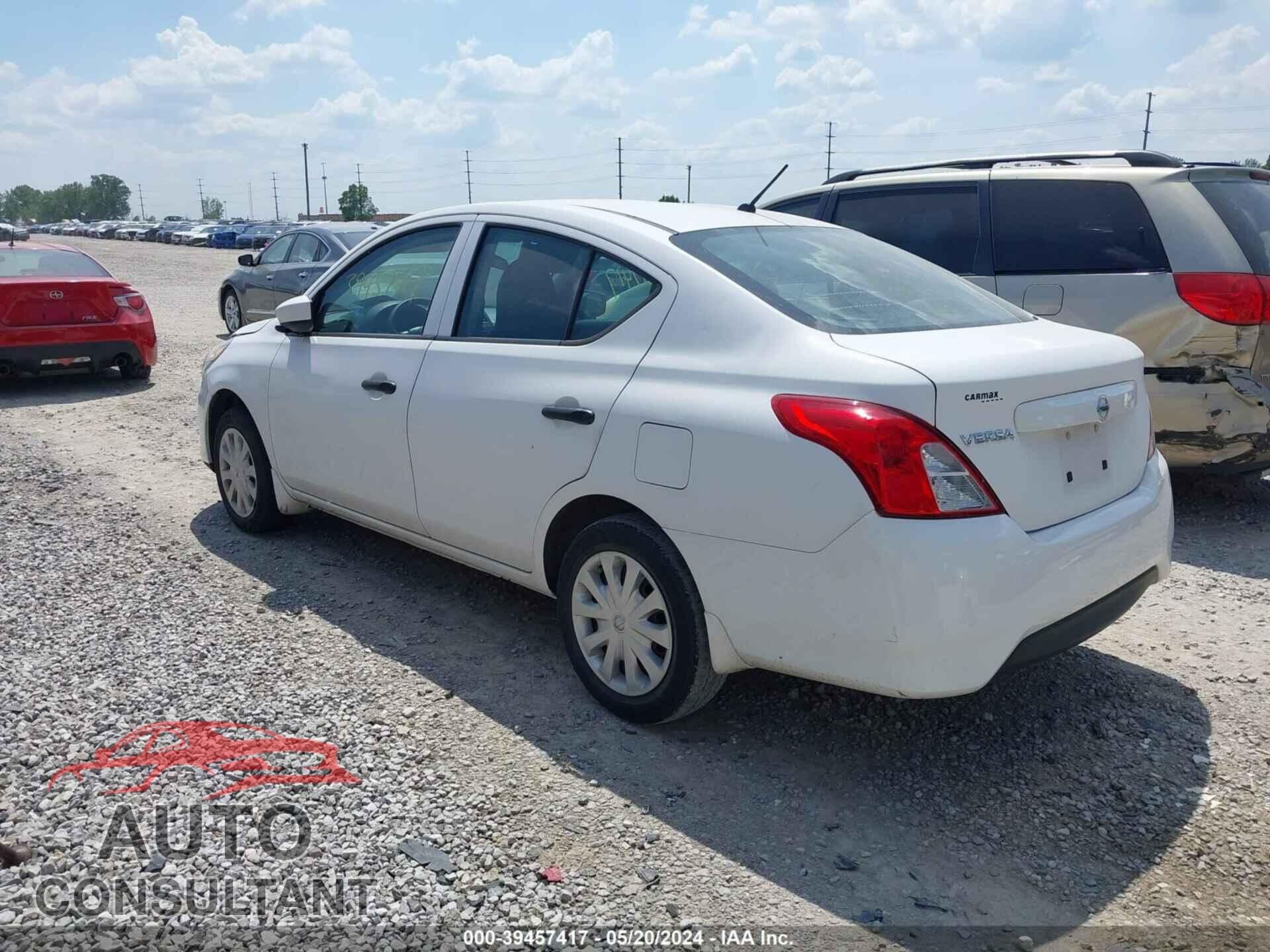 NISSAN VERSA 2017 - 3N1CN7AP1HL866679